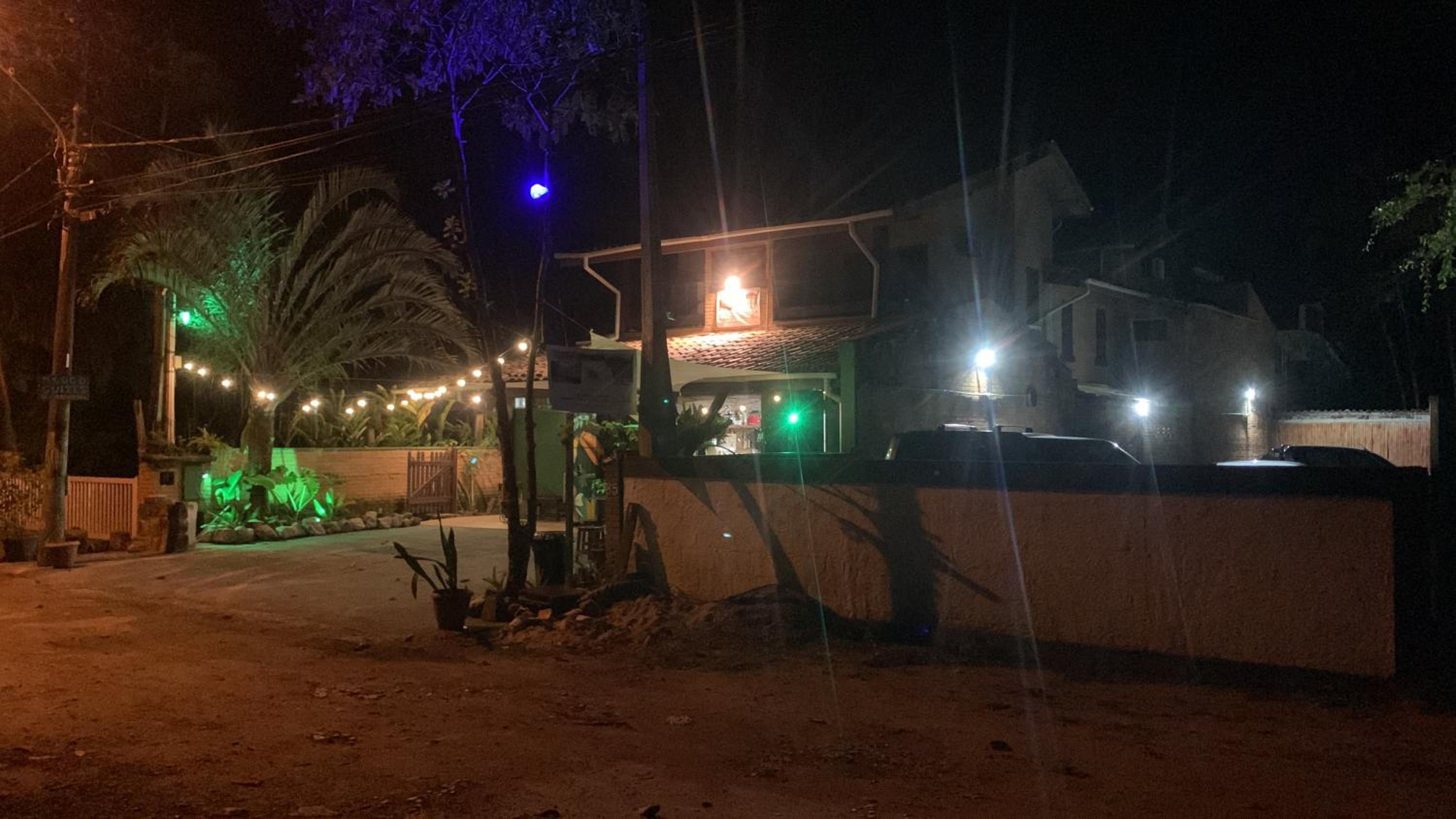 Canto das Toninhas Guest House