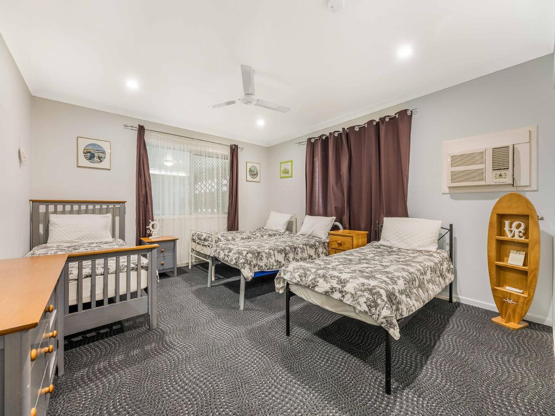 35 Nelson Street Golden Beach