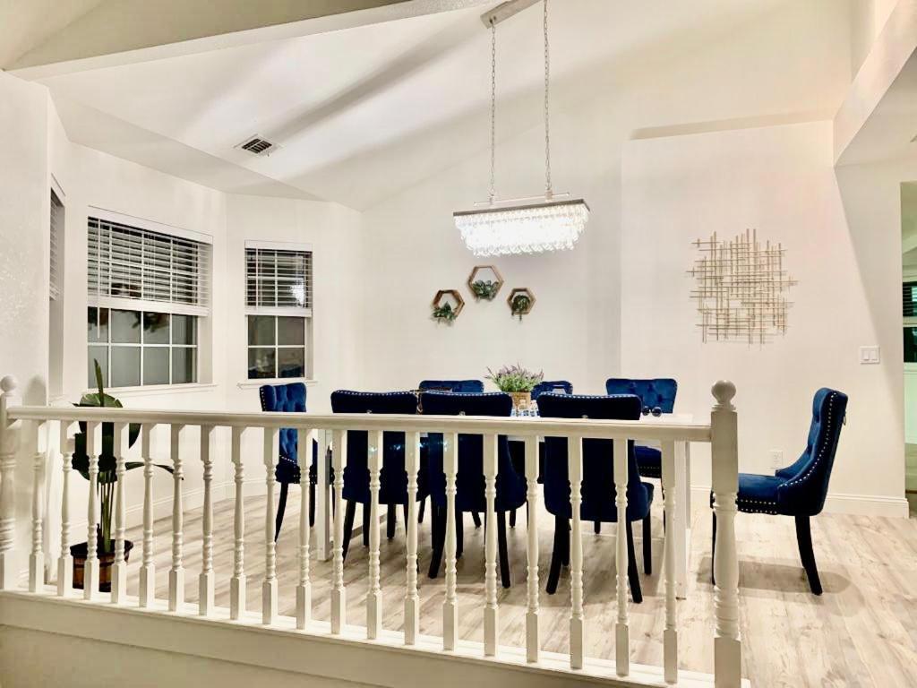 Executive home in a serene park like setting view 3