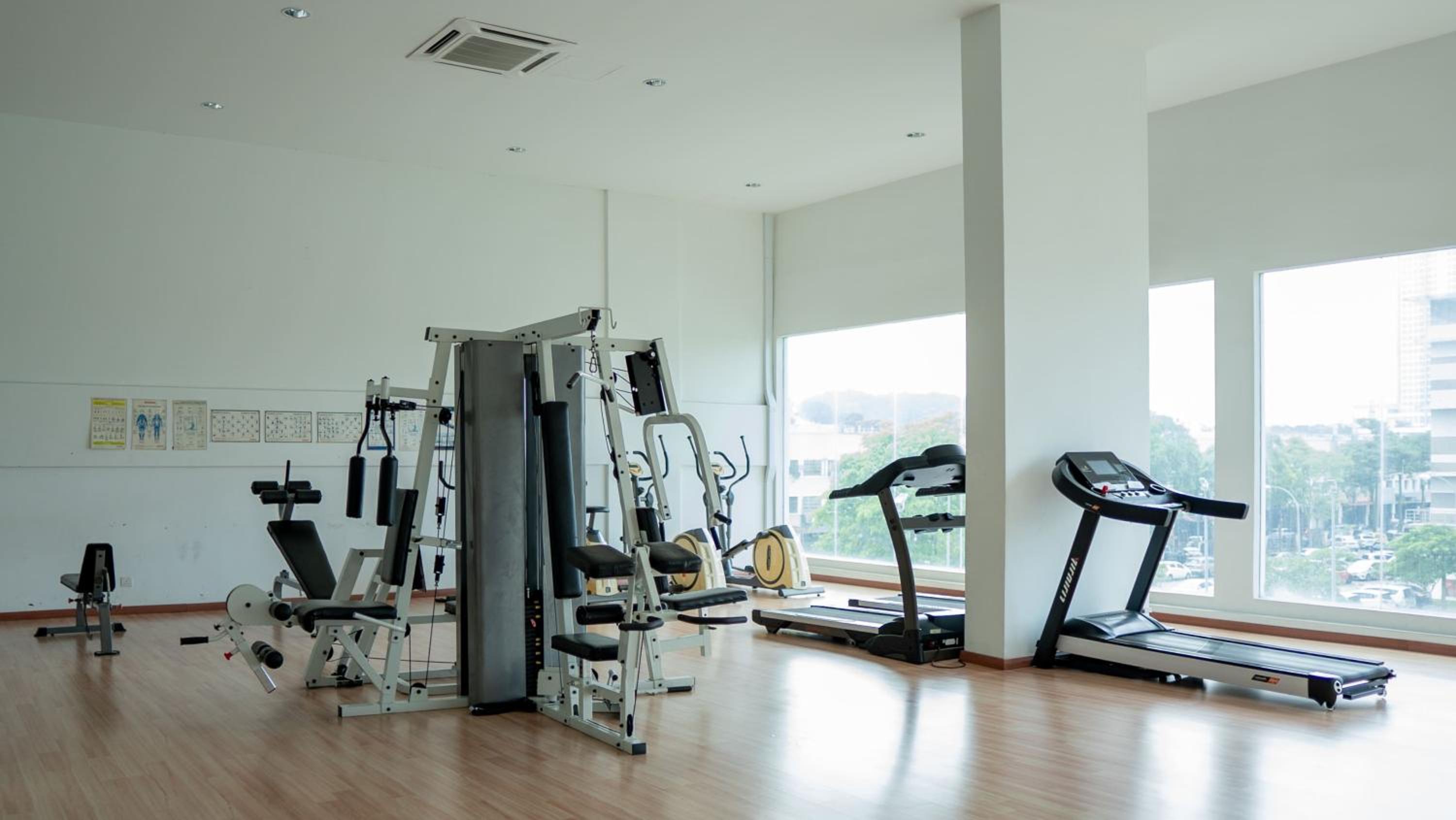 Mount Austin #Akademik Suite Floral Deer Studio 2-4pax #MSPro