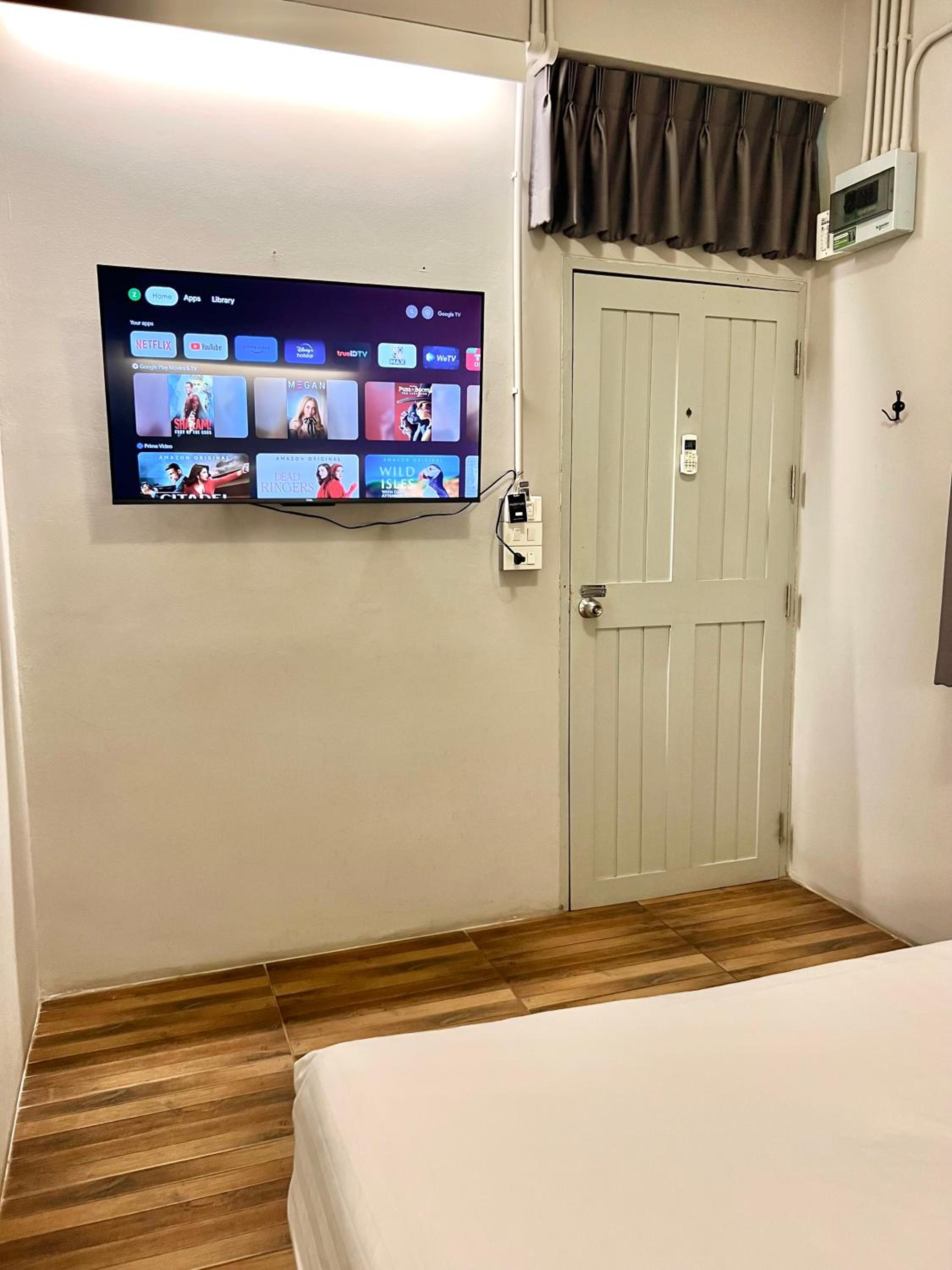 Hobnob Hostel