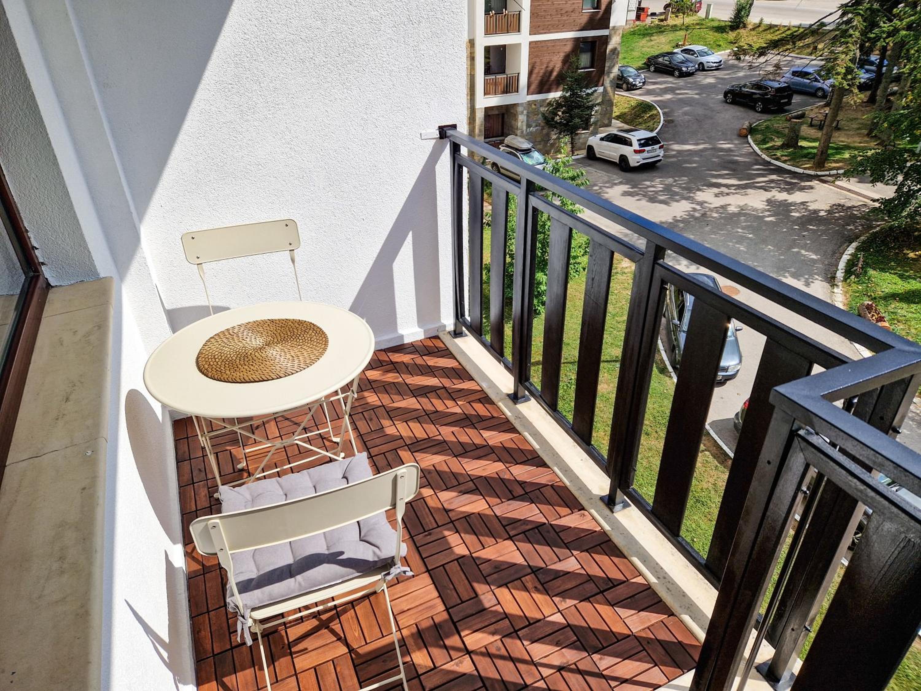 Sunny Apartment C25