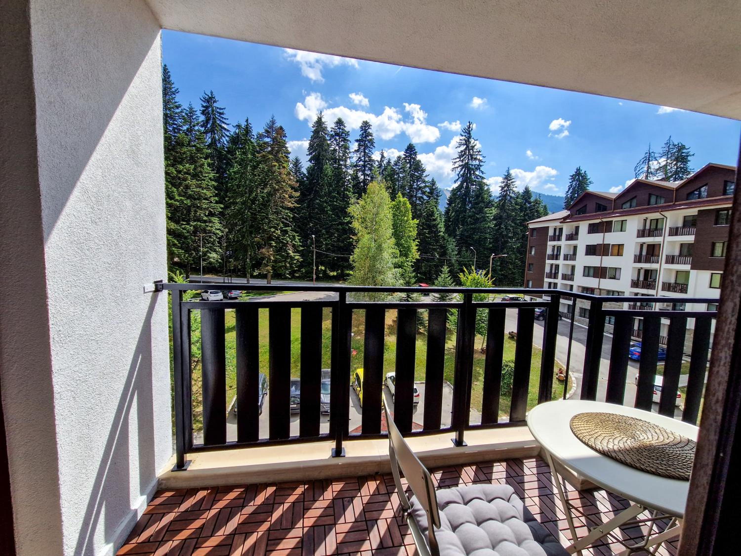 Sunny Apartment C25