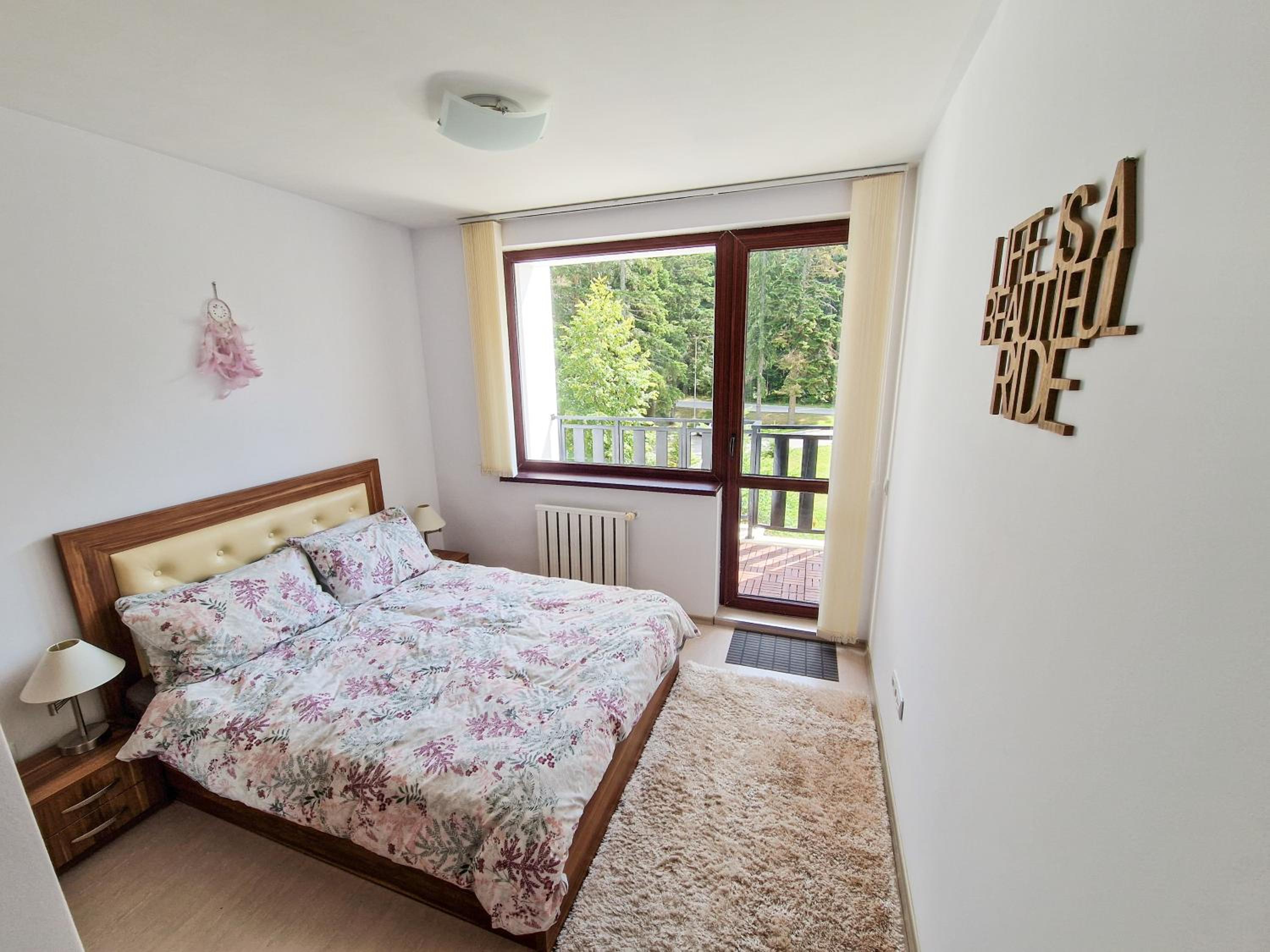 Sunny Apartment C25