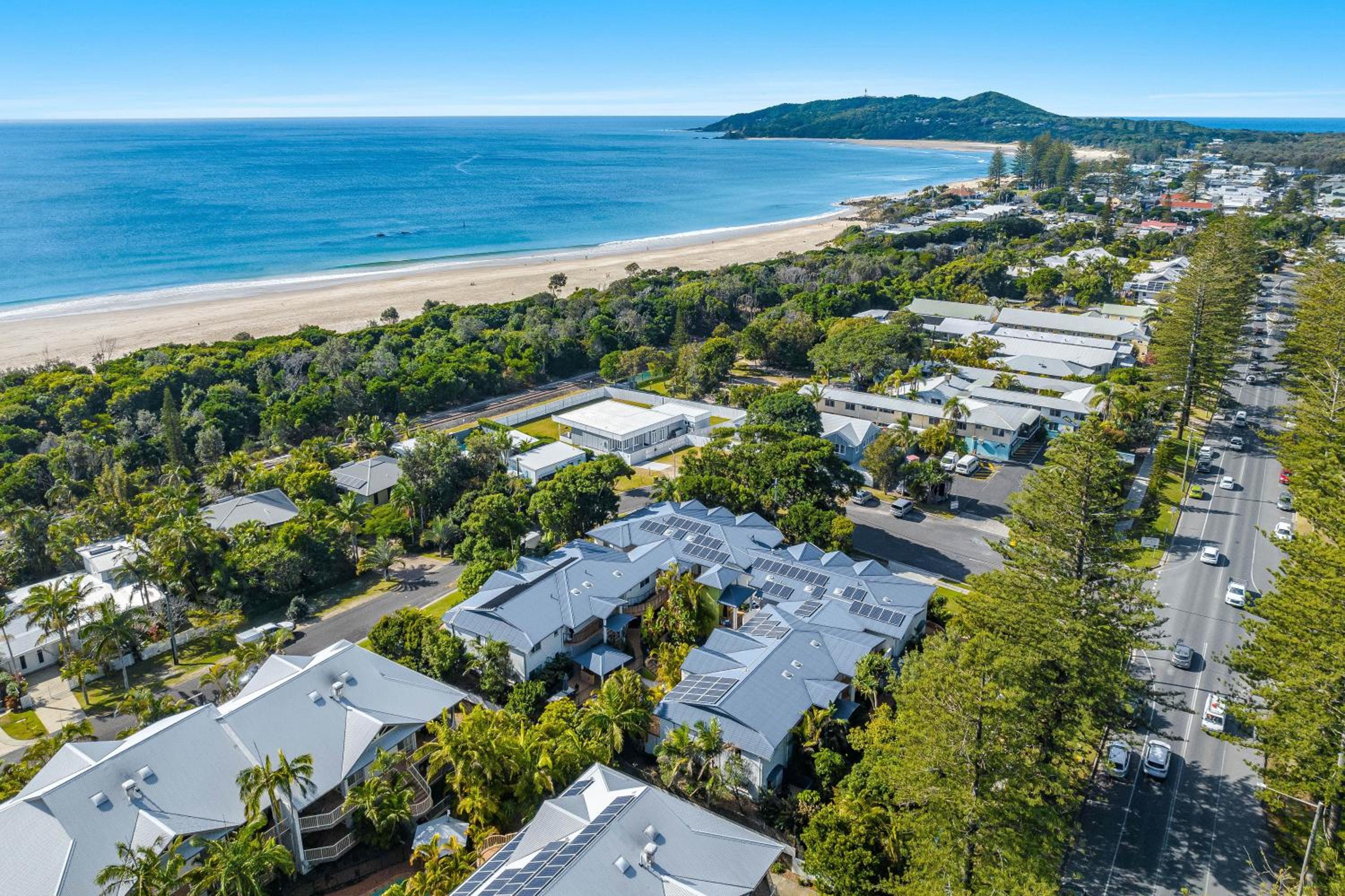 Hotel Byron Getaway @ Eco Beach - Image 1