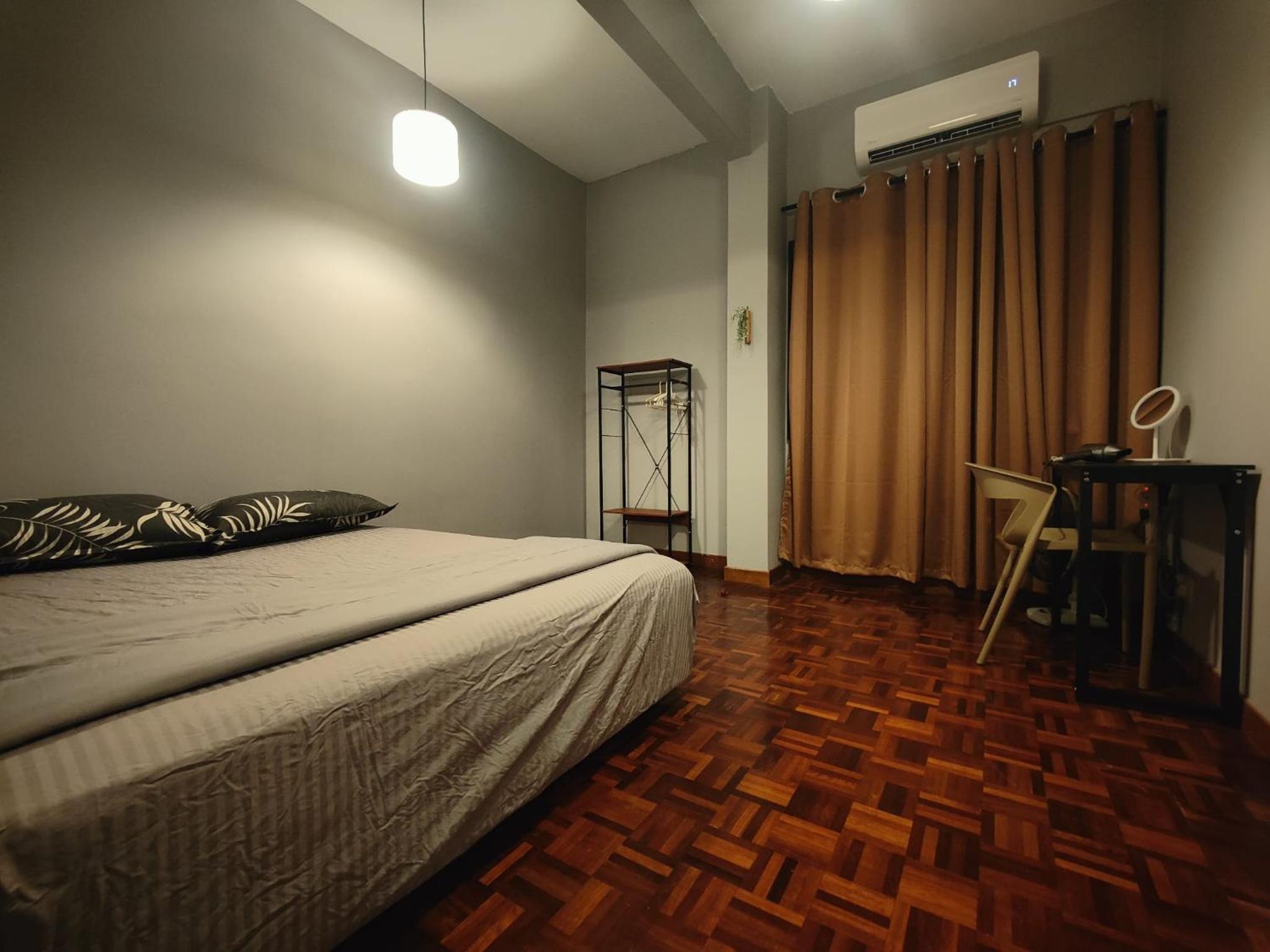 The Jewel with FREE WiFi and Box TV photo 3