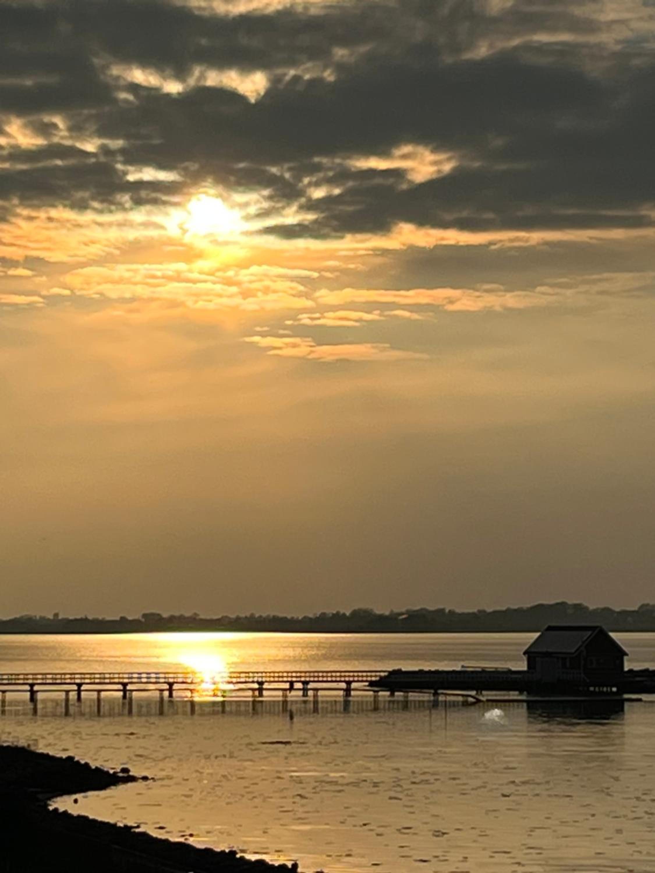Holbæk. Byhus med fjordudsigt, og 5 min. til bymidten view 2