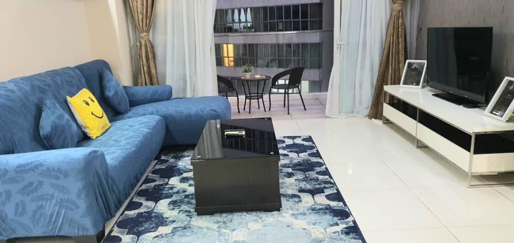 Regalia Luxury Suites KLCC - by Cozy Stay