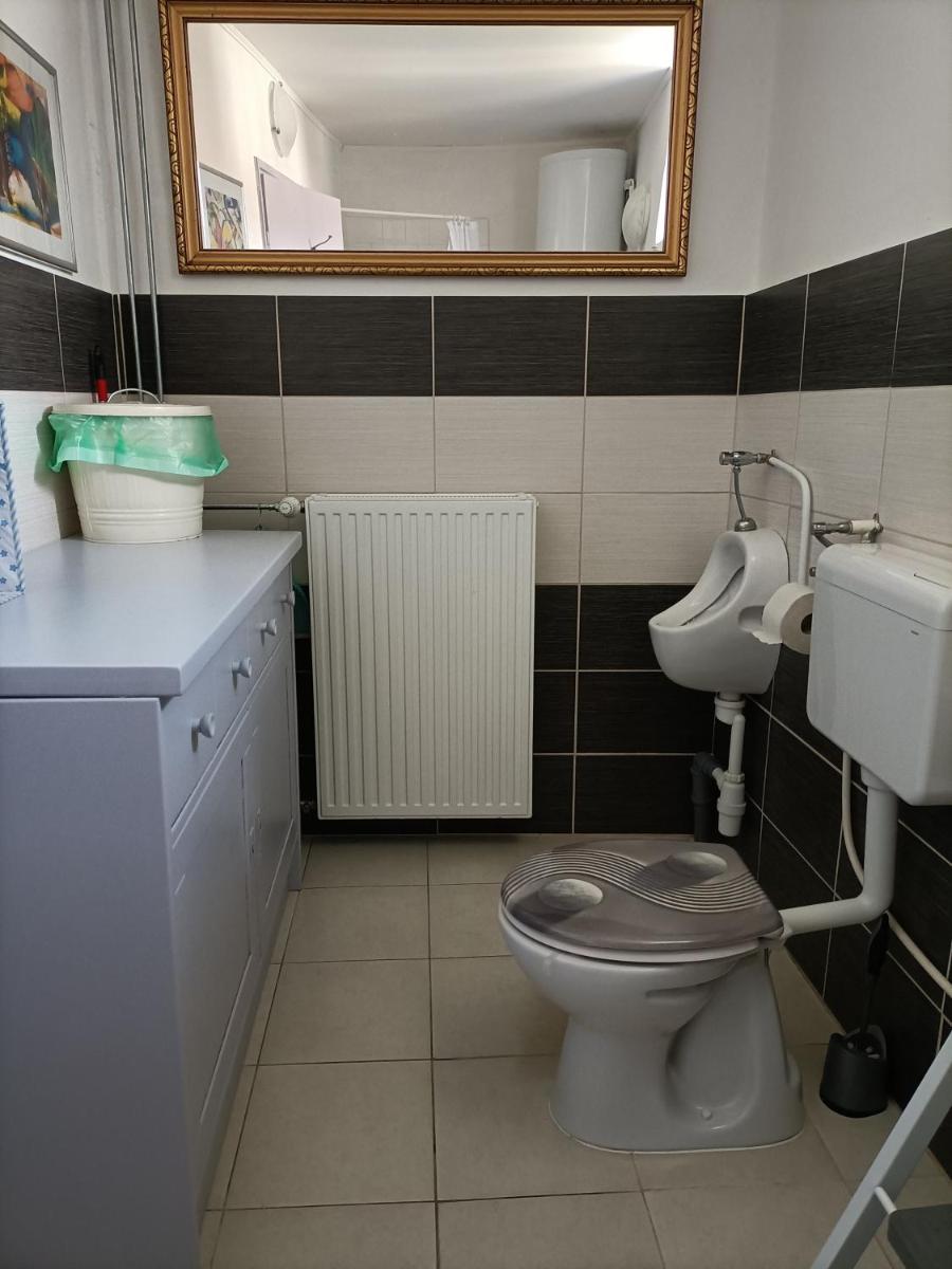 Photo 51