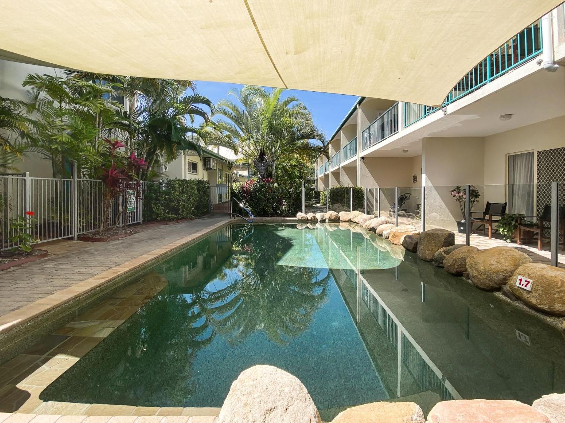 Sails on Horseshoe Apartment 4