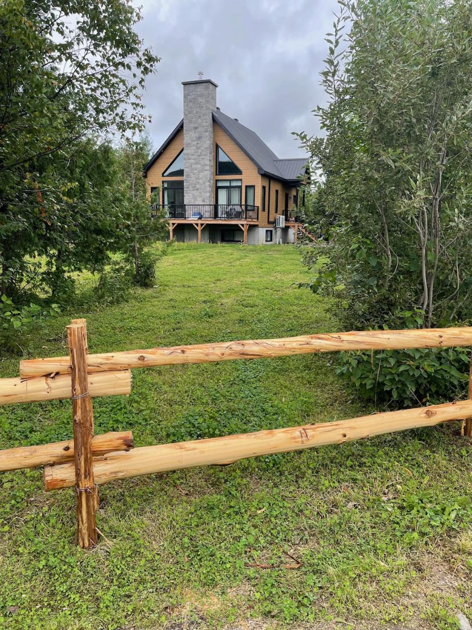 Chalet Bellevue (Mont-Comi)