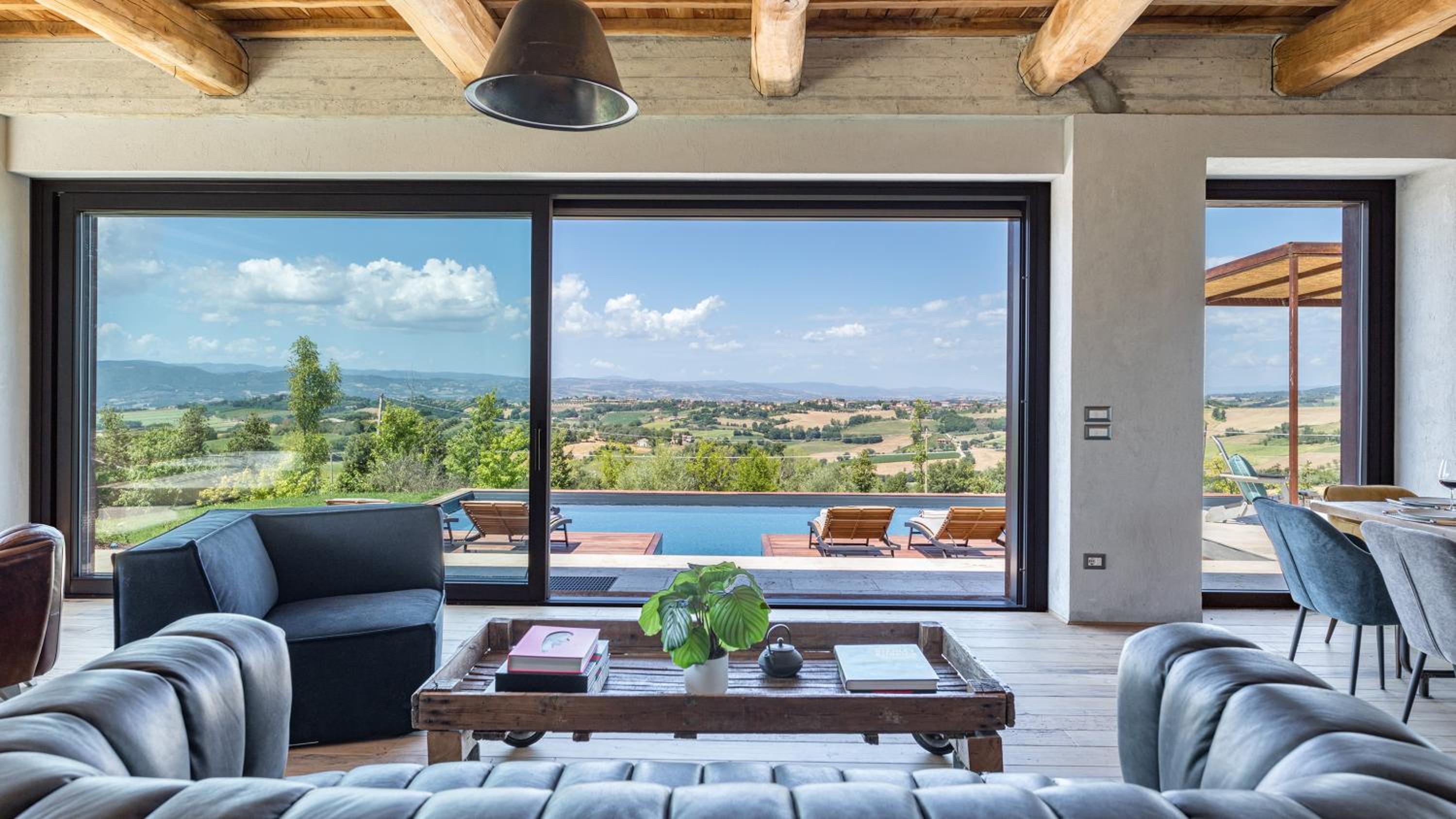 CASALE THE PLACE 6&2, Emma Villas