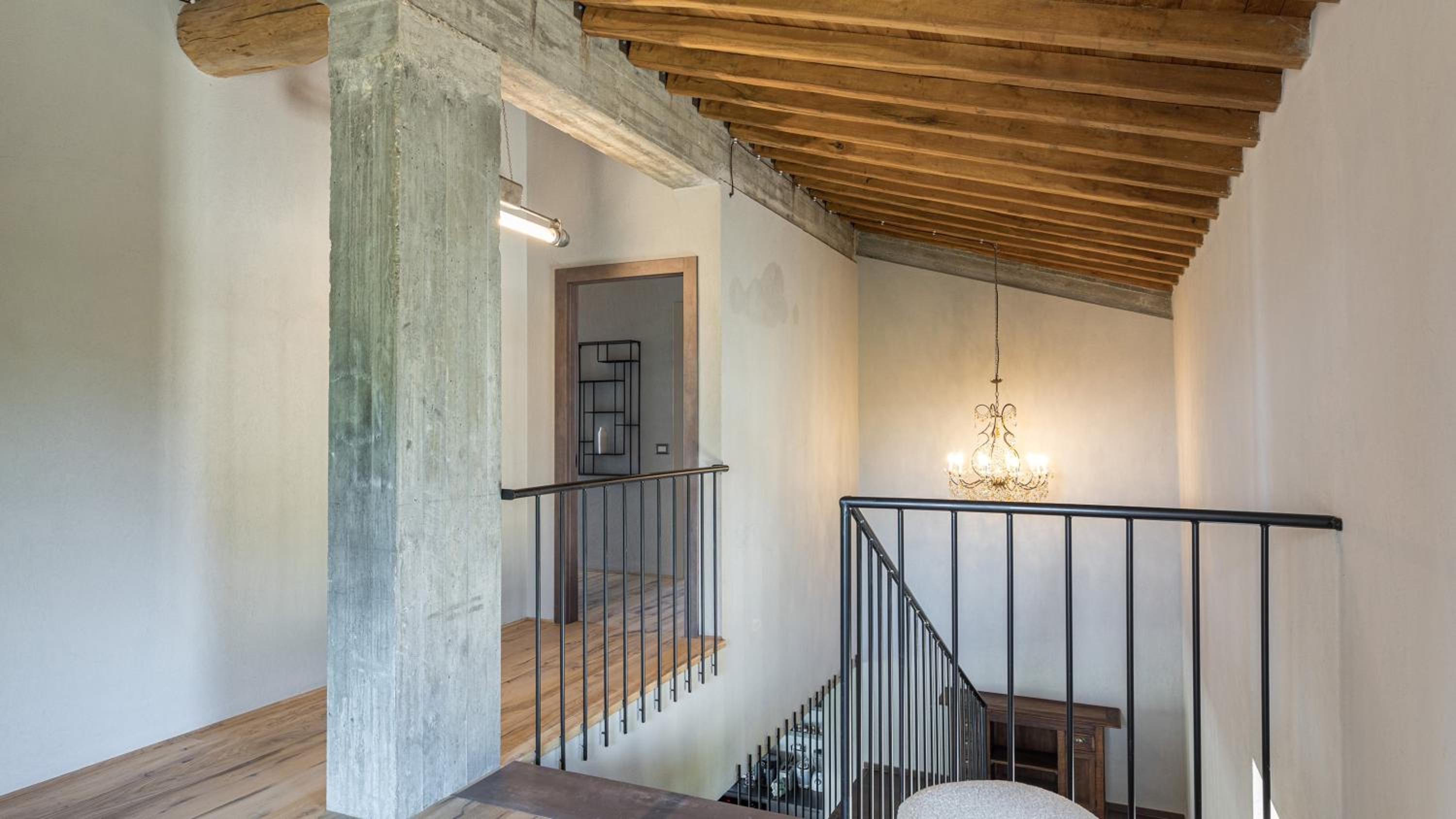 CASALE THE PLACE 6&2, Emma Villas