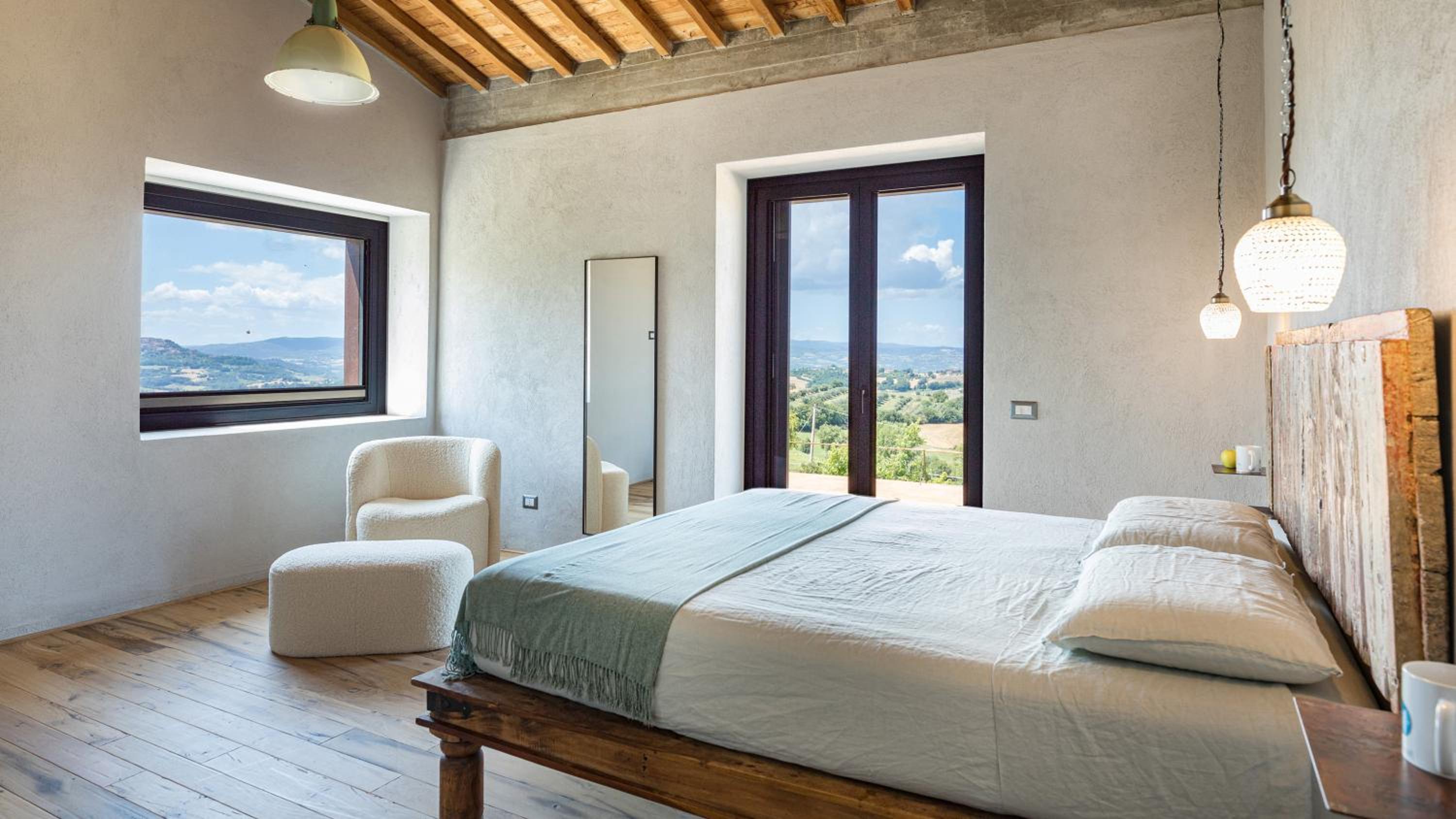 CASALE THE PLACE 6&2, Emma Villas