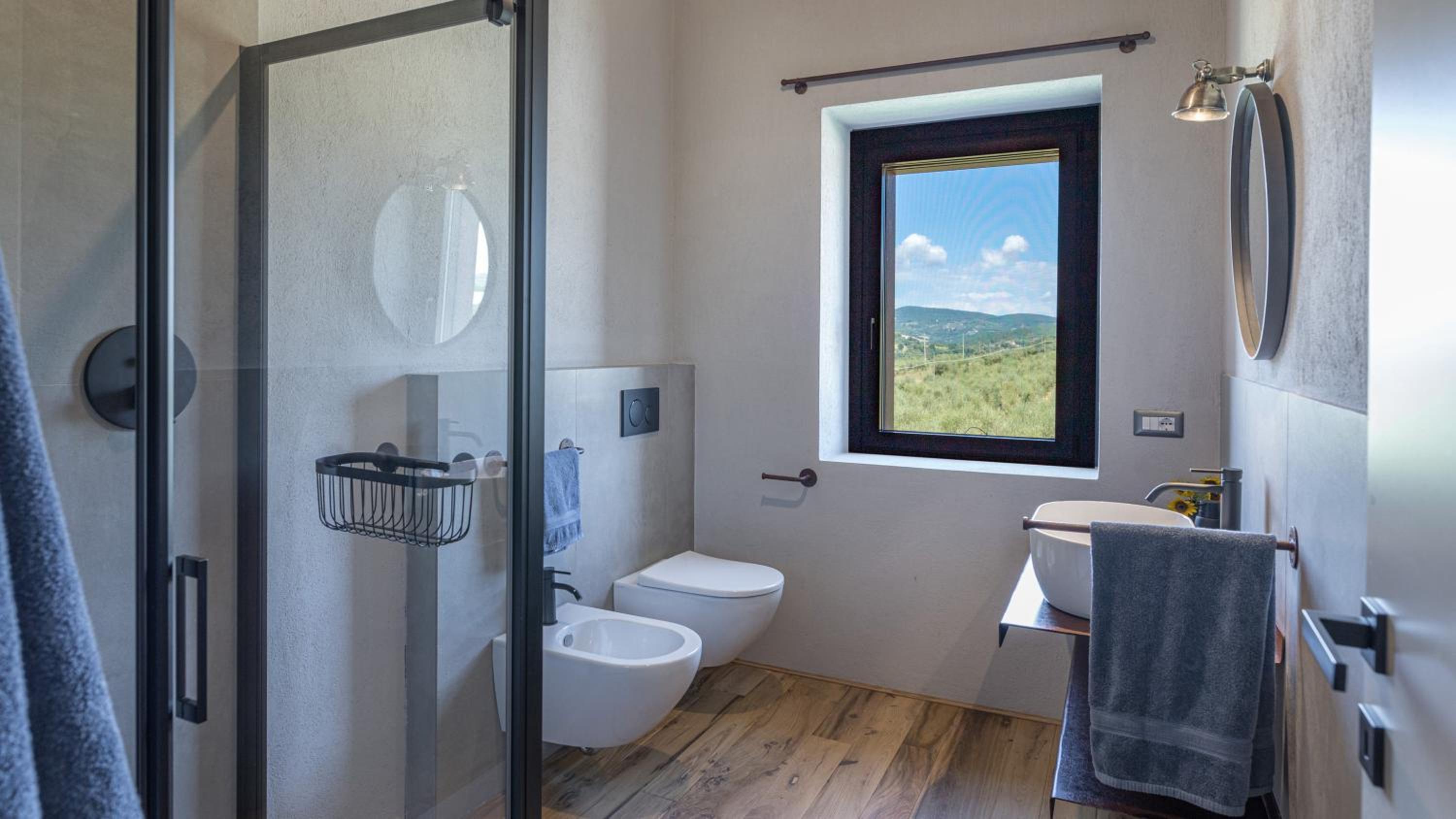 CASALE THE PLACE 6&2, Emma Villas