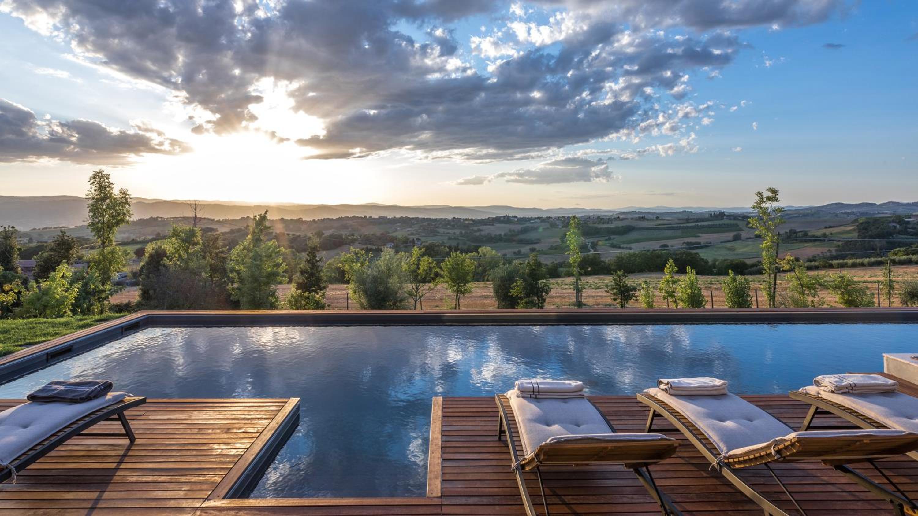 CASALE THE PLACE 6&2, Emma Villas