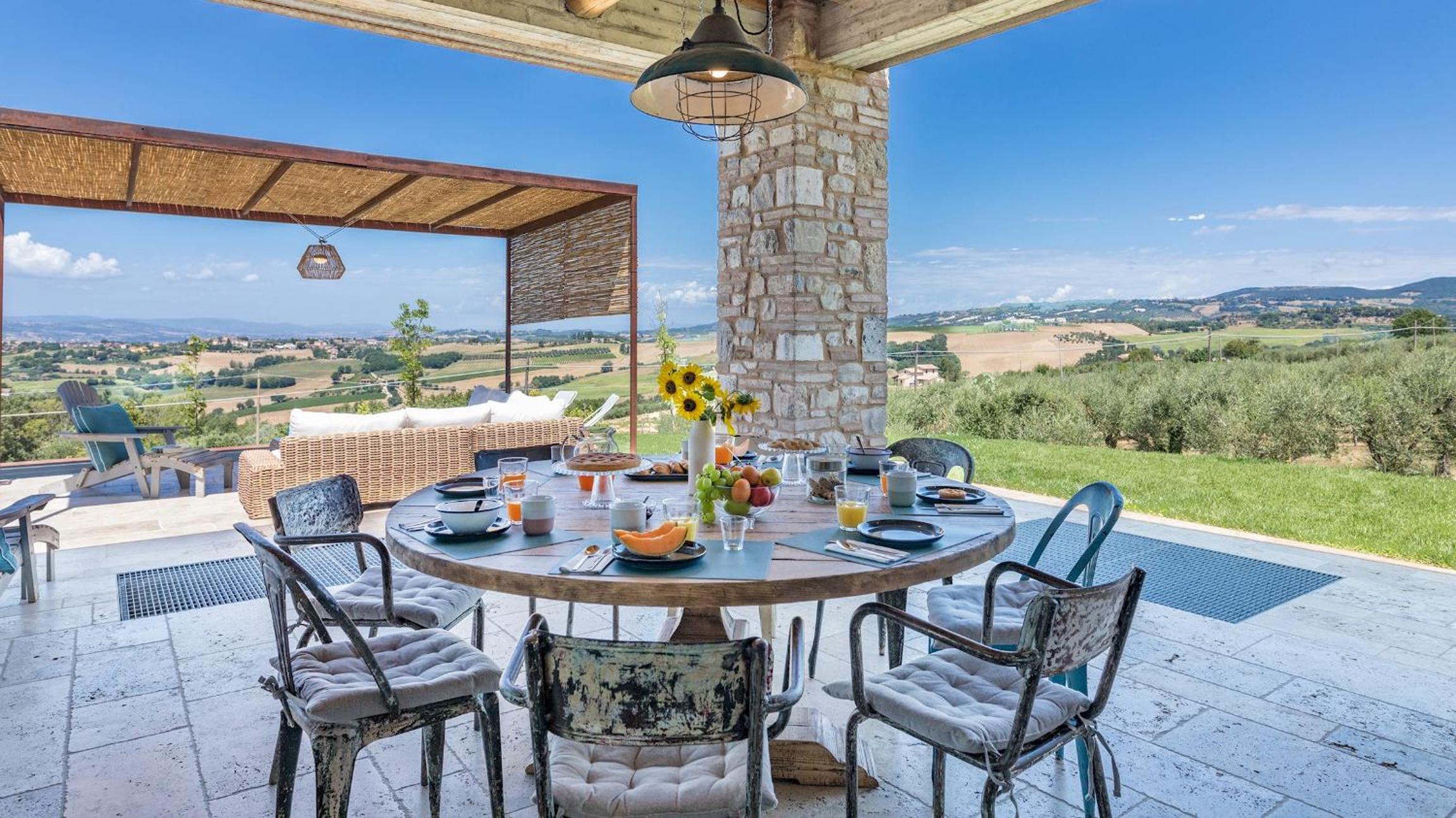 CASALE THE PLACE 6&2, Emma Villas