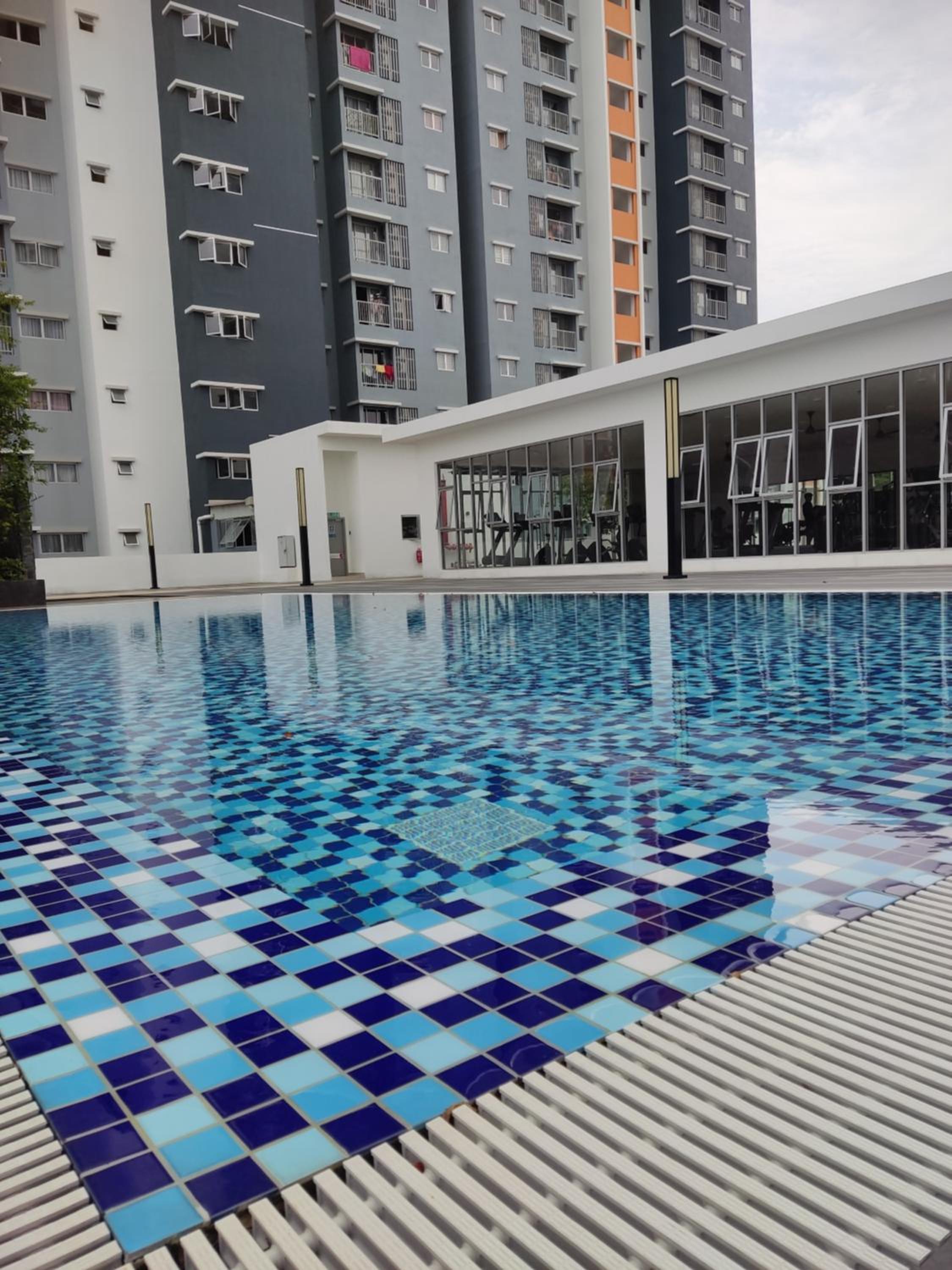 FA Homestay Alanis, Near KLIA,3 BR, Pool