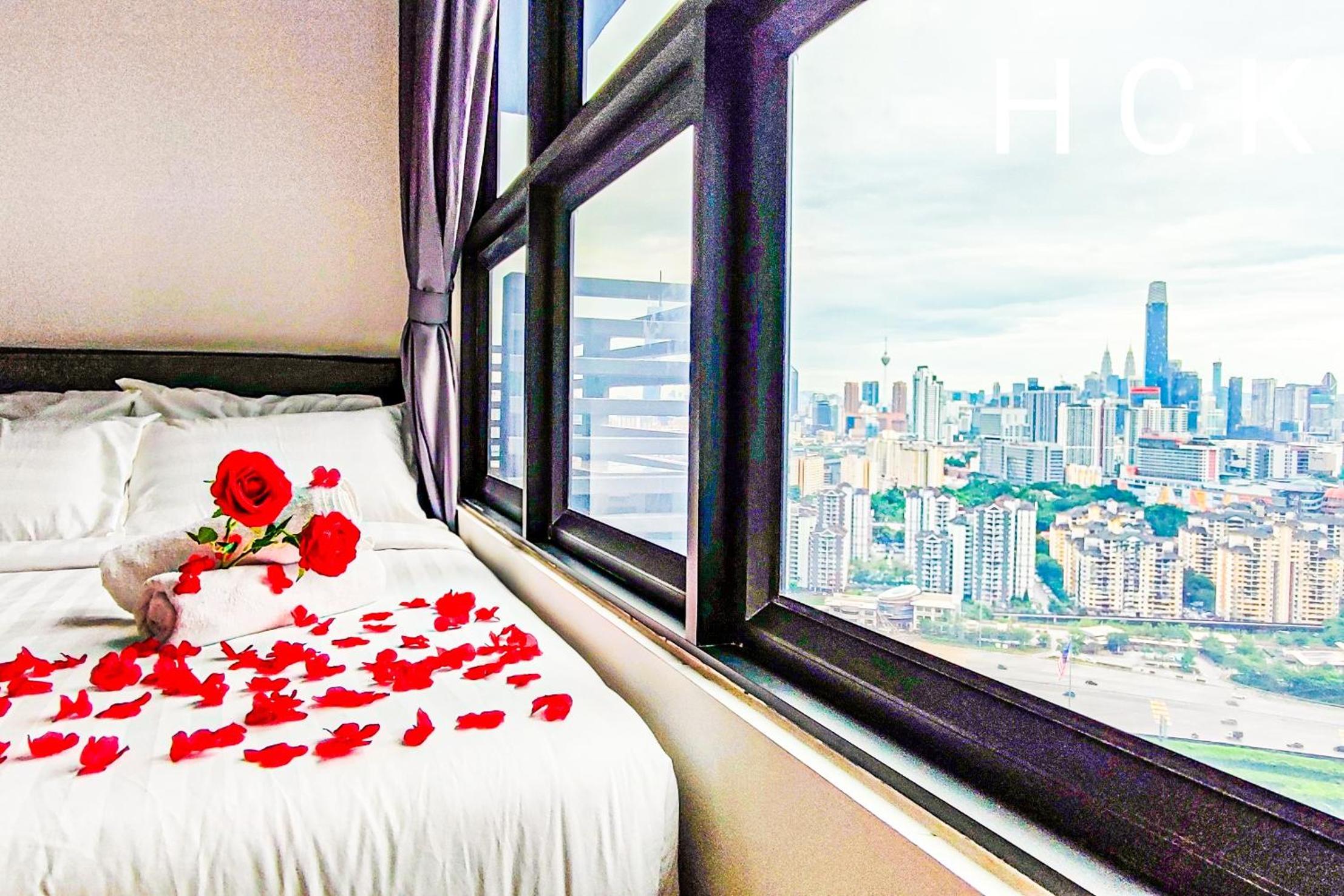 Gigantic KL View at M-Vertica Residence by HCK