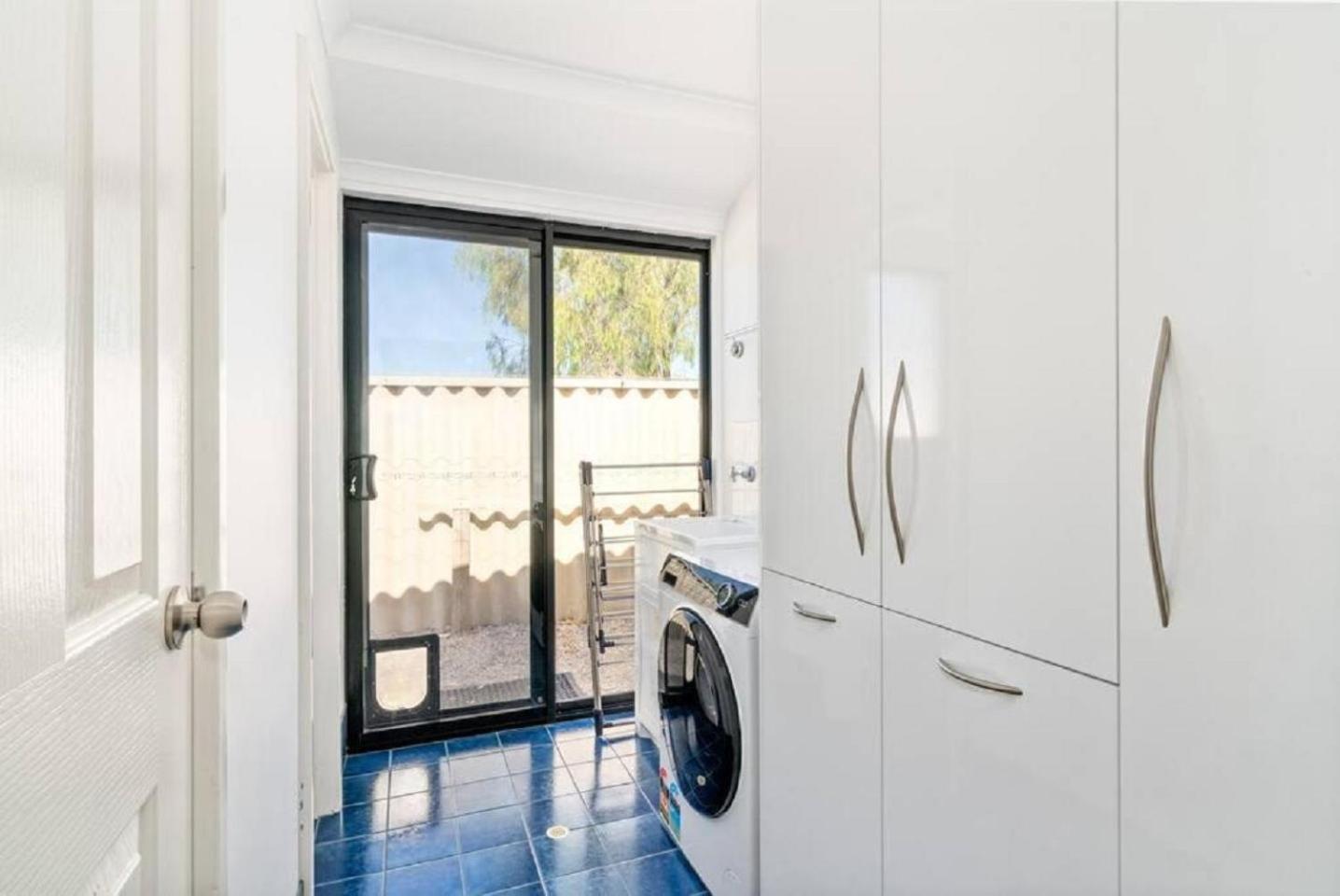 Sandpiper House - Family & Pet Friendly