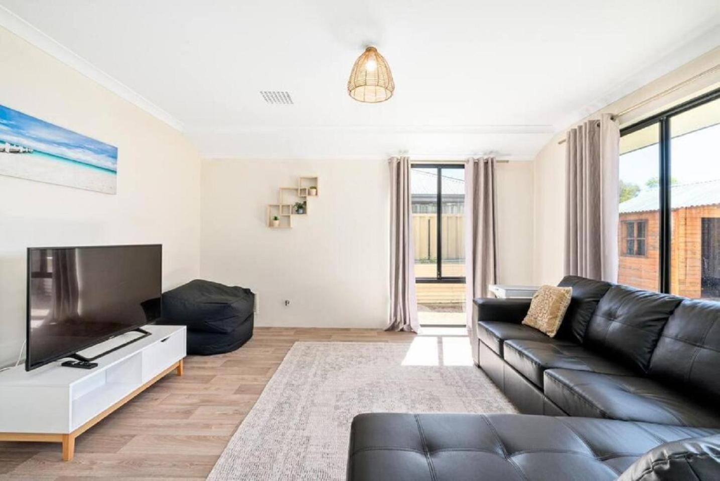 Sandpiper House - Family & Pet Friendly