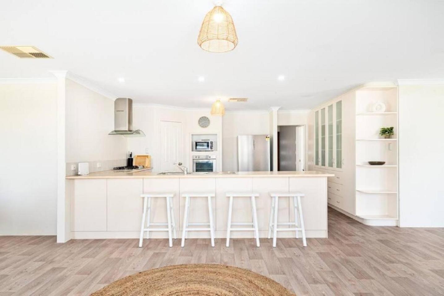 Sandpiper House - Family & Pet Friendly