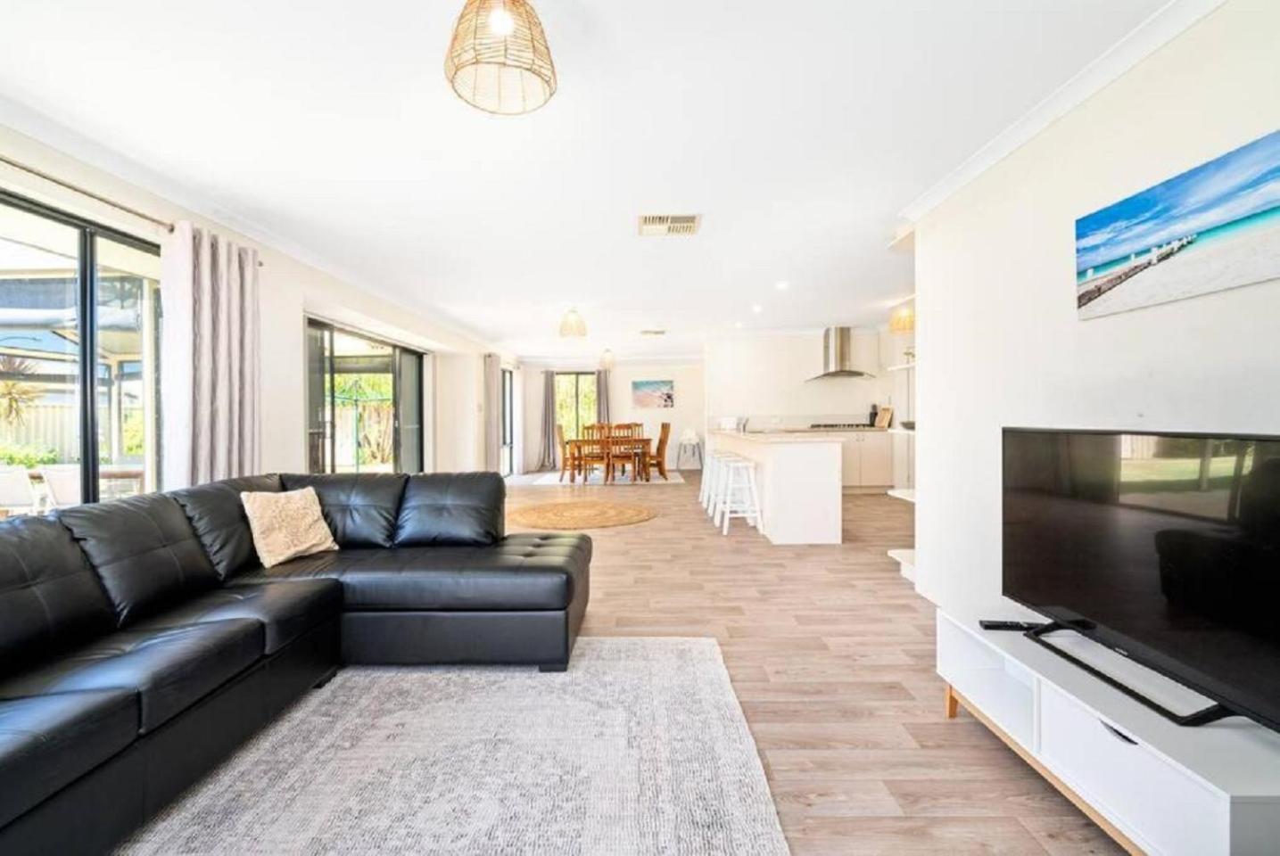 Sandpiper House - Family & Pet Friendly