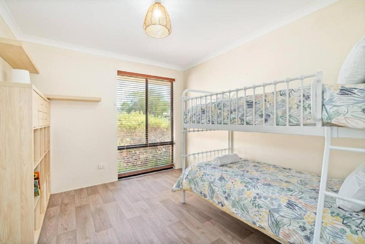 Sandpiper House - Family & Pet Friendly
