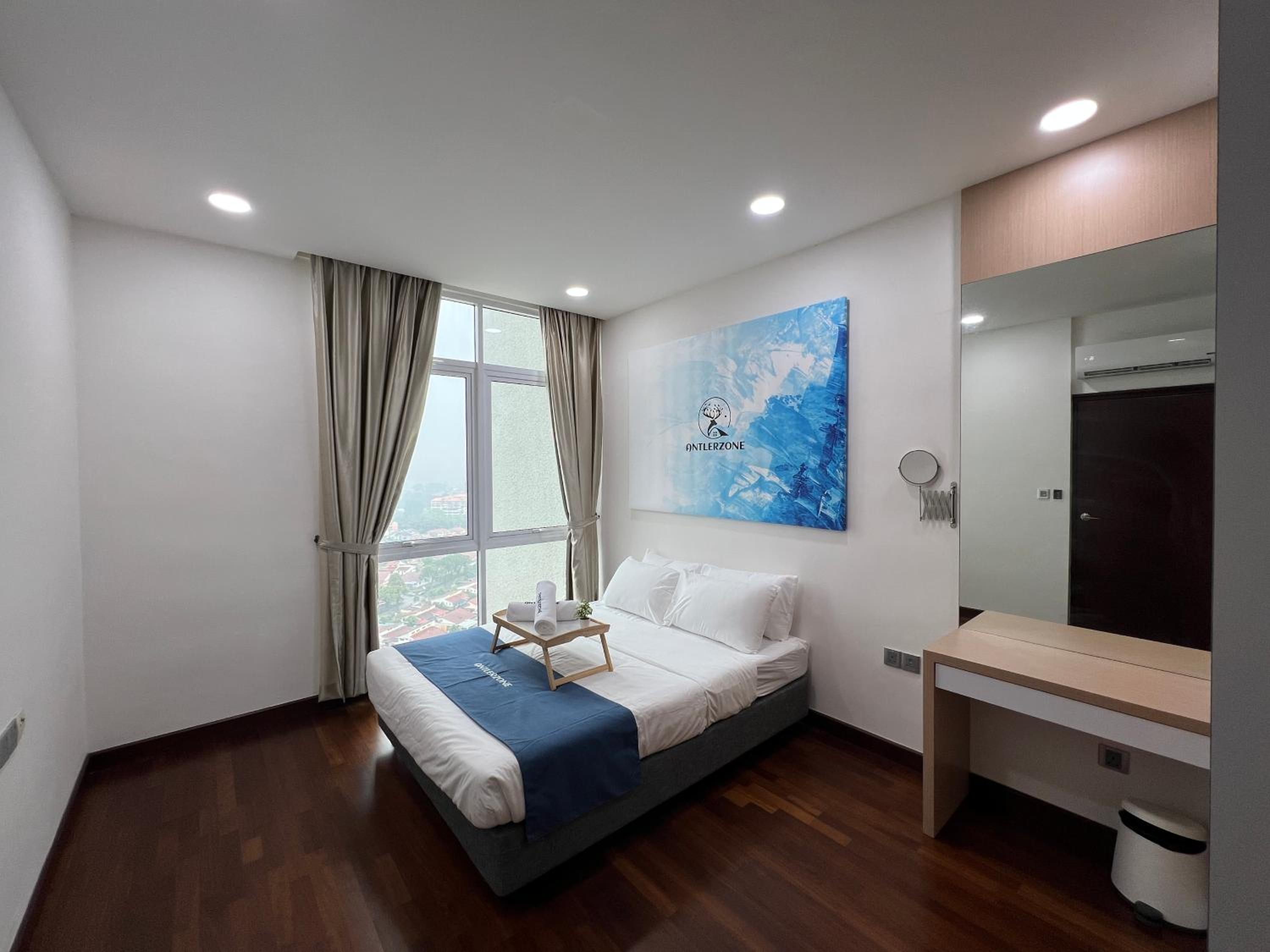 Paragon Suite Homestay by Antlerzone