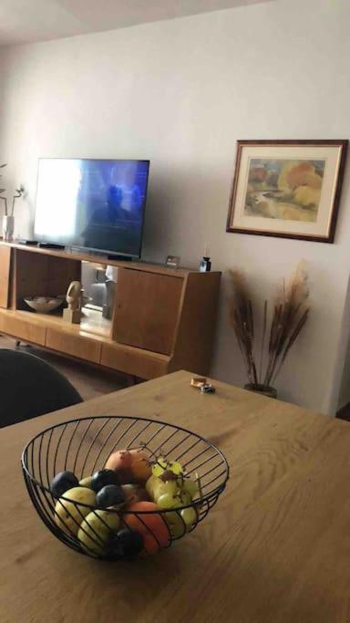 Specious Modern Apartment