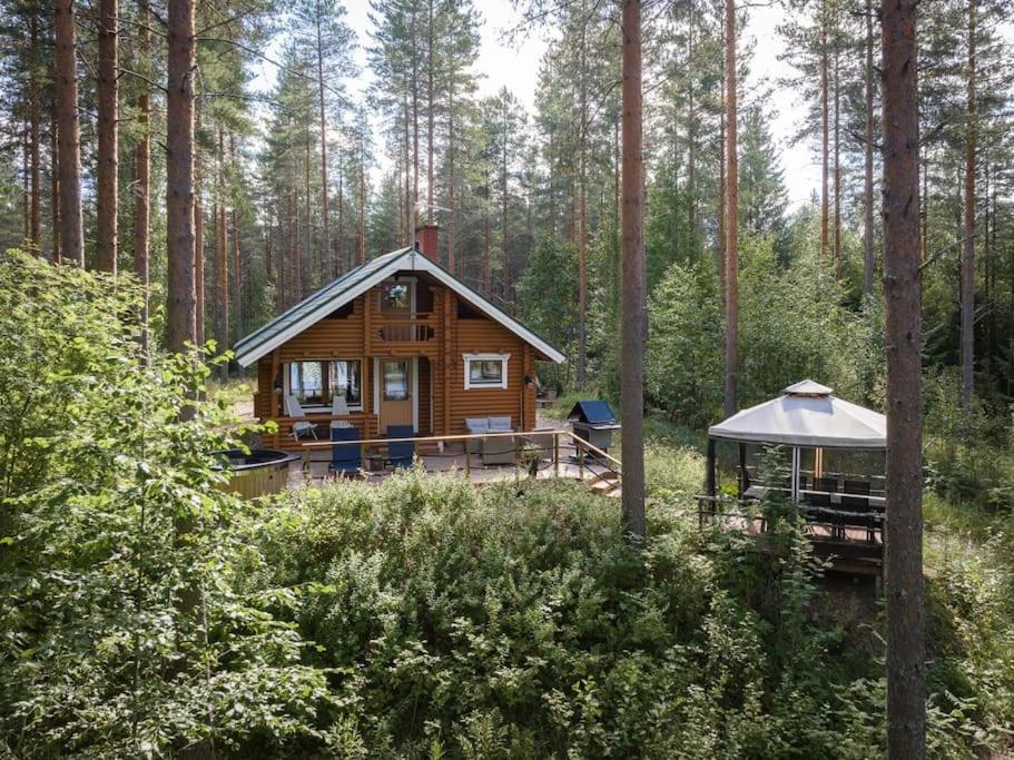 Cottage with Hot tub and Sauna view 2