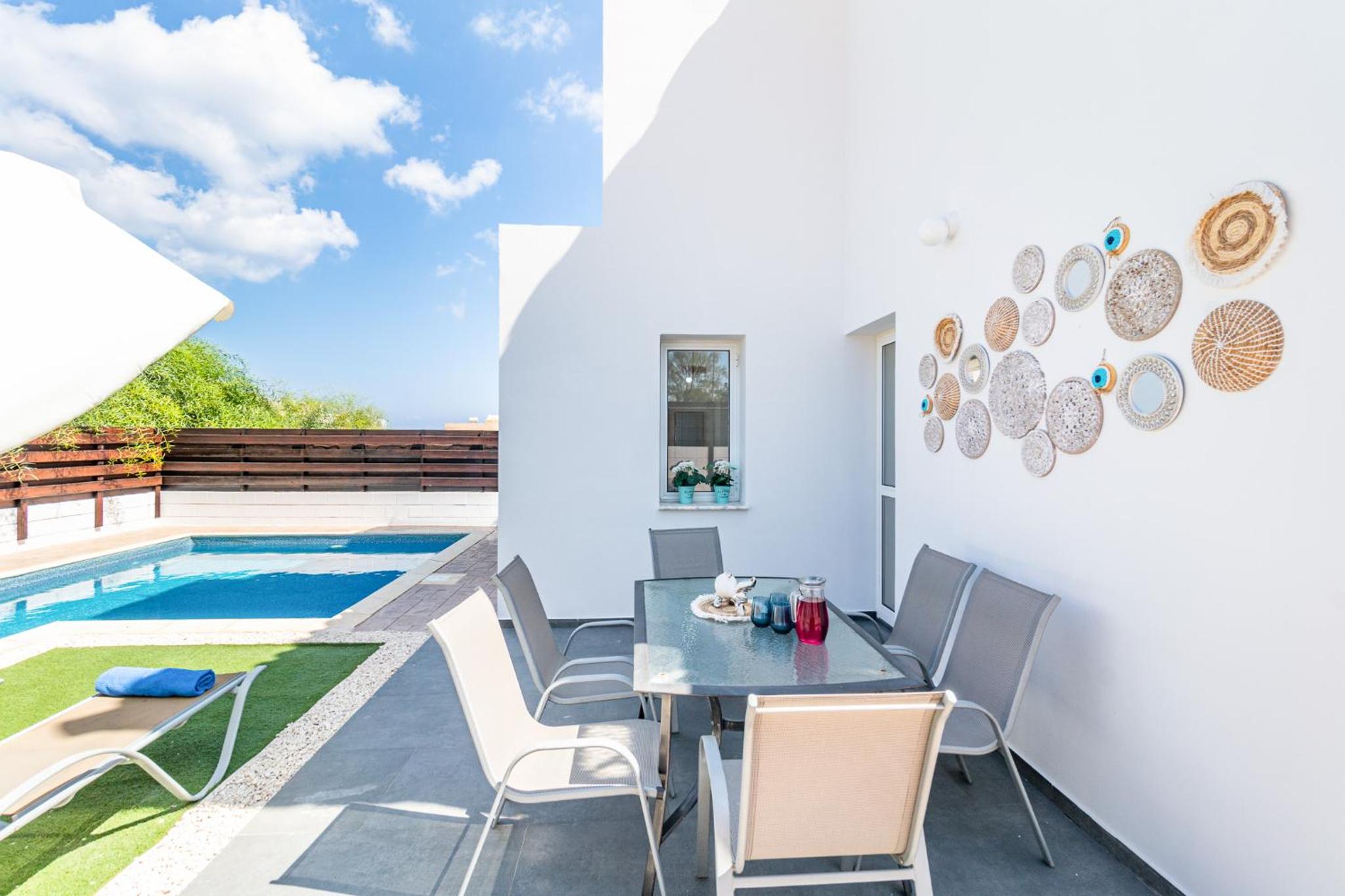 Villa Daphne by Ezoria Villas