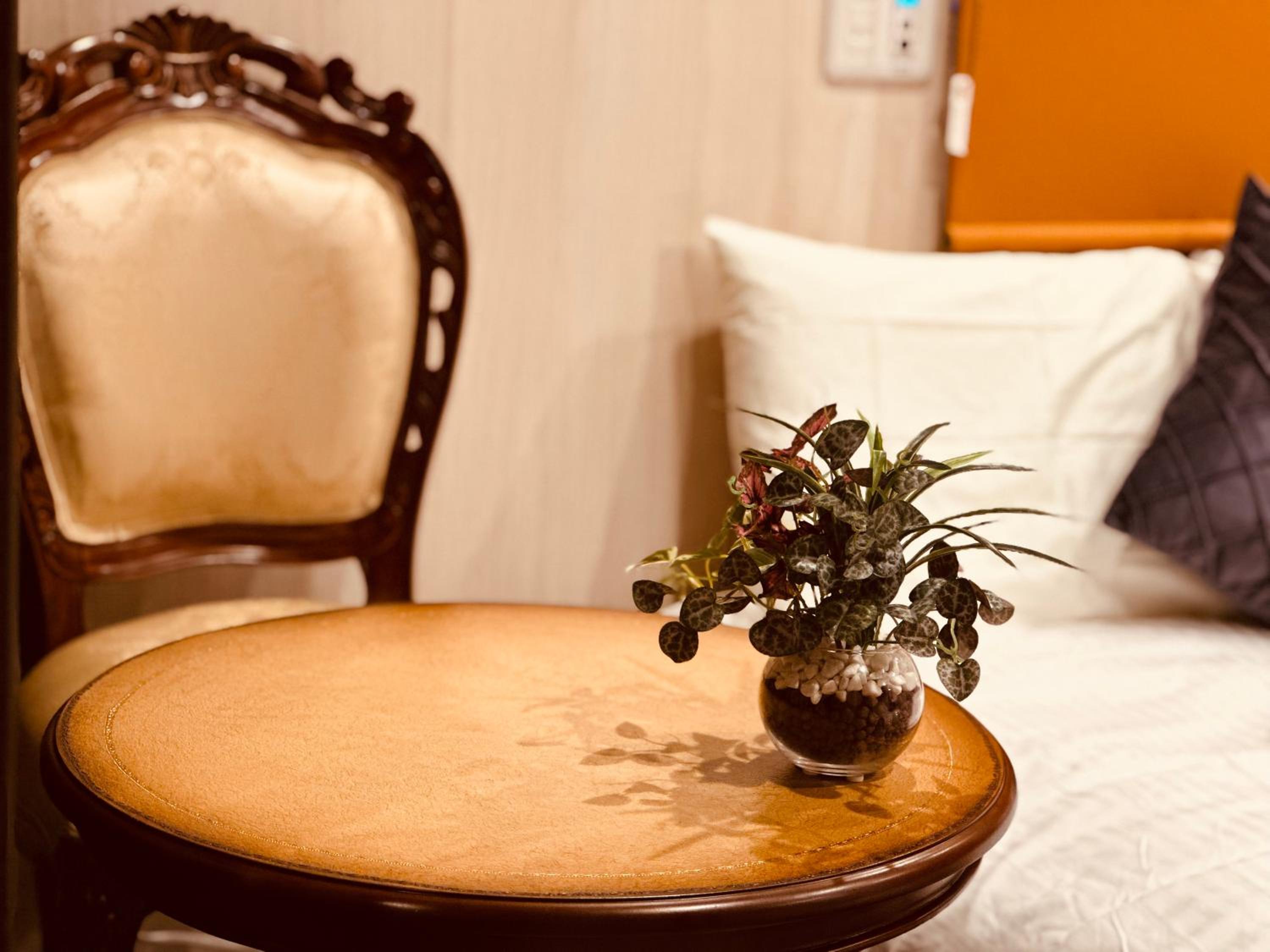 hotel room