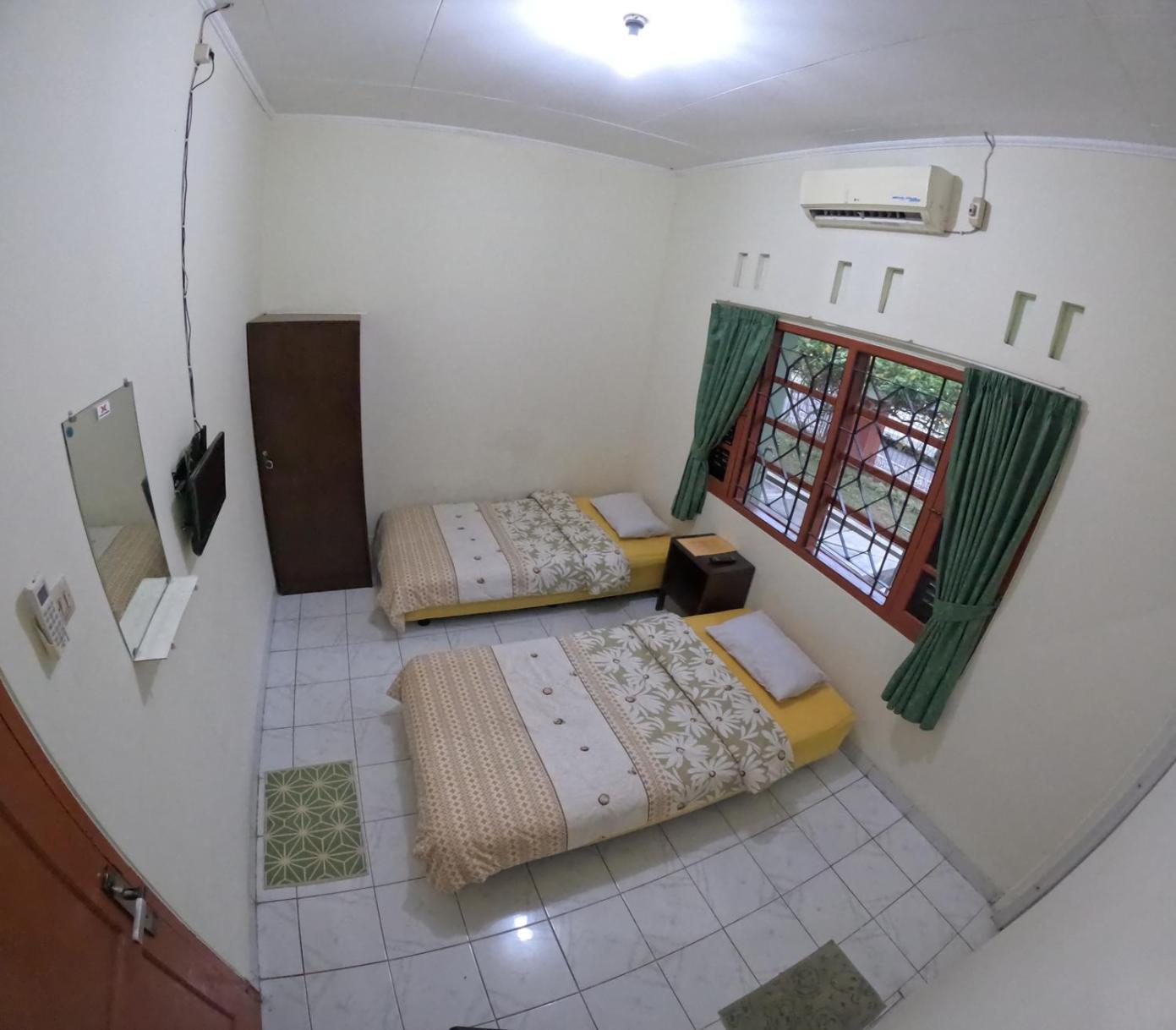 Green Purwosari Guest House Jogja view 4
