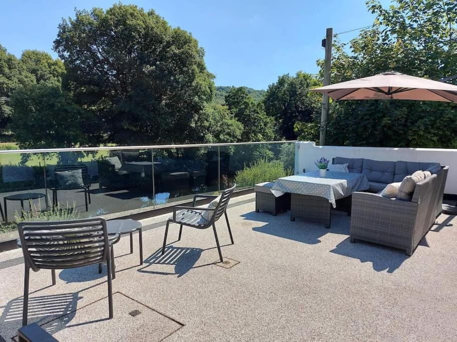 Riverside Retreat