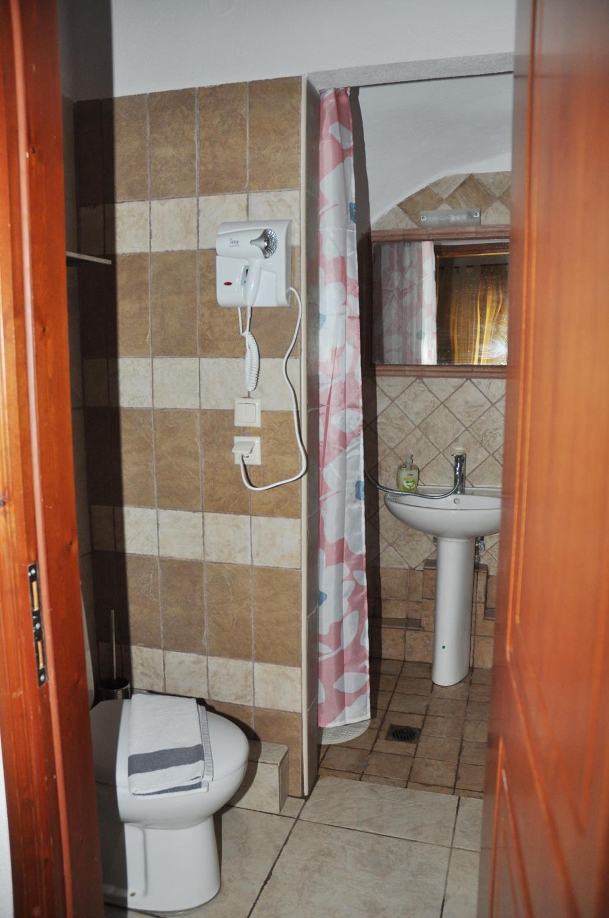 Photo 56