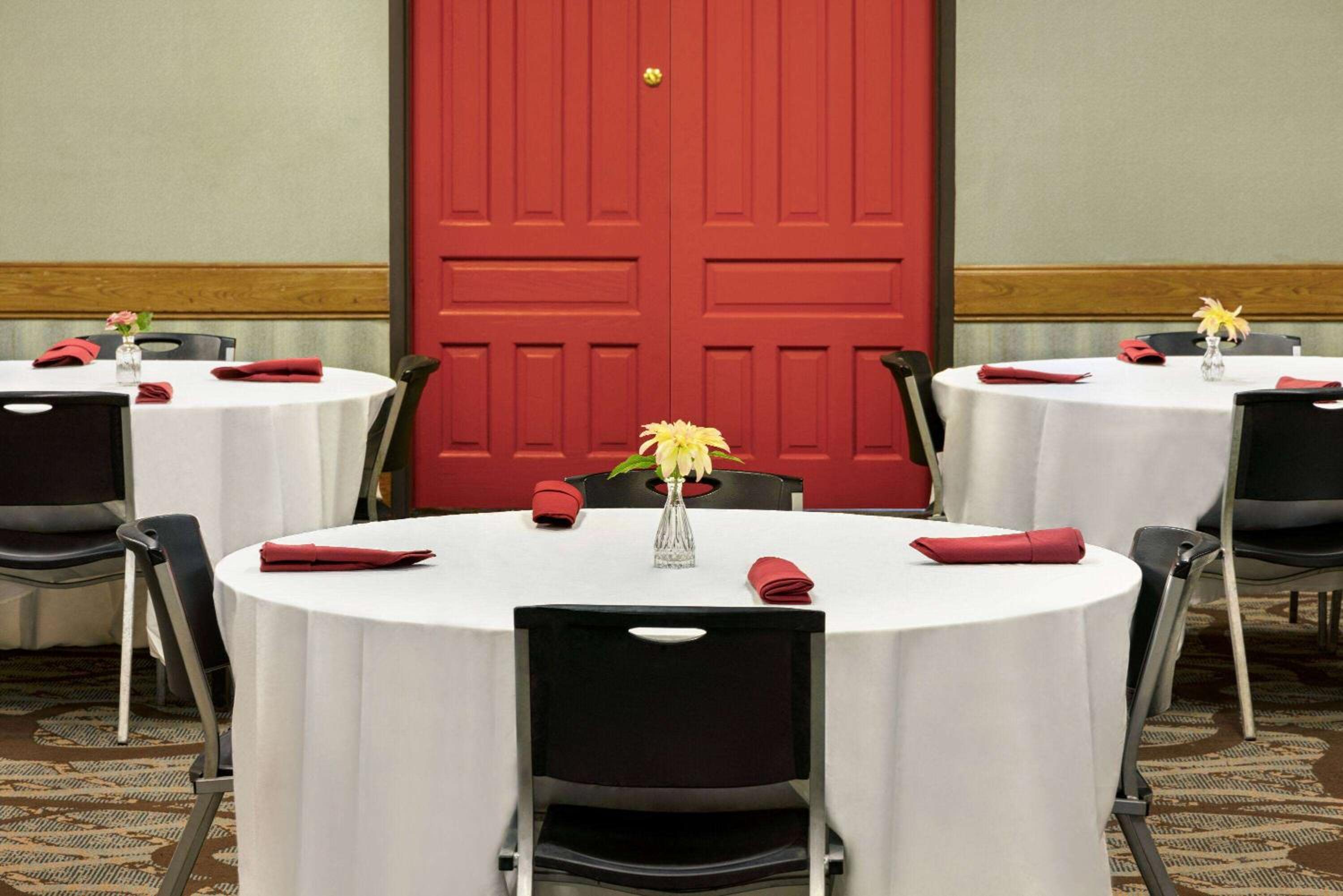 McComb Vacations - Days Inn by Wyndham McComb MS - Property Image 8