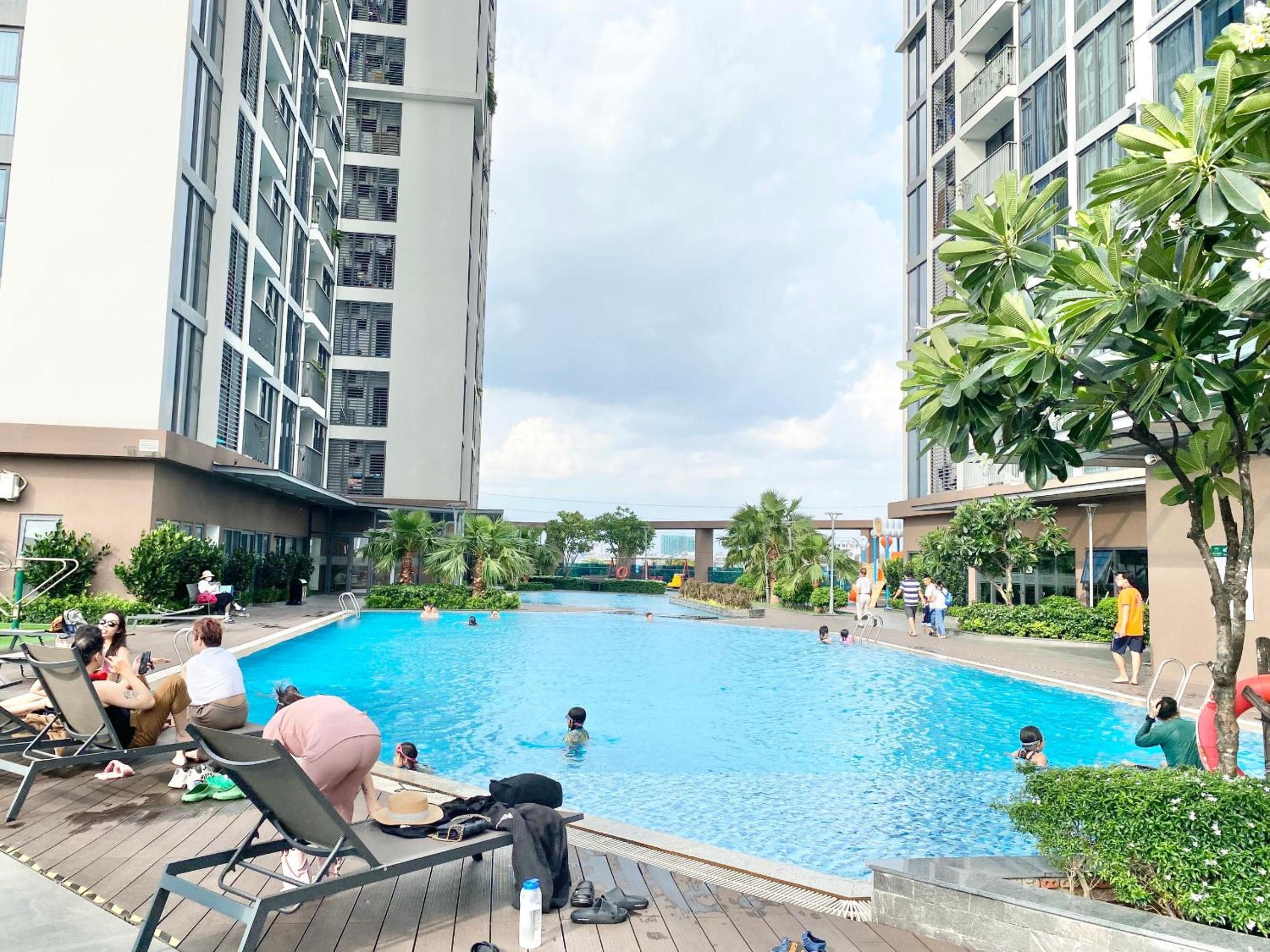 2Brs 2Wc 75sqm Ecogreen City view Gym & Pool