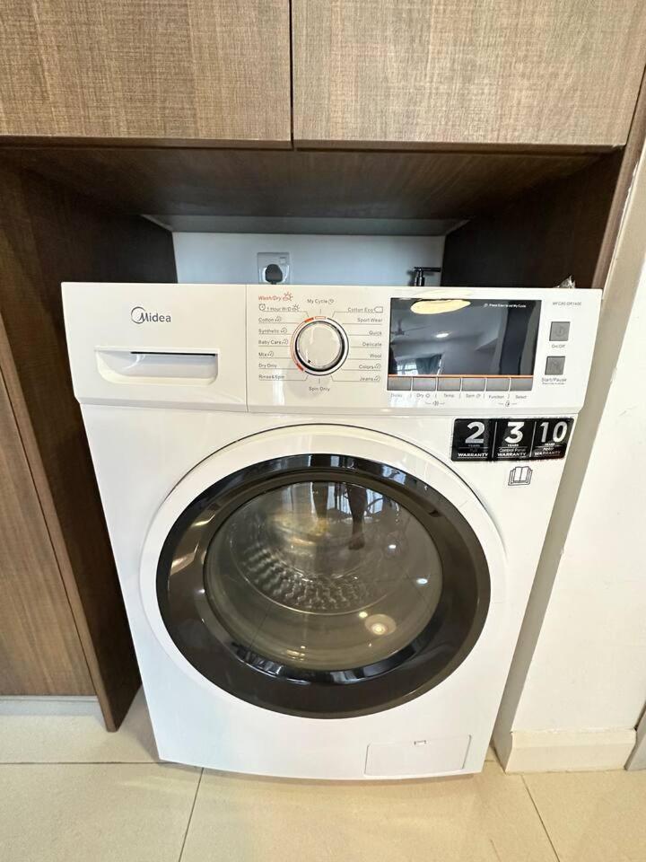 Grand Medini Cozy Studio 100mbps Netflix BySTAY photo 8