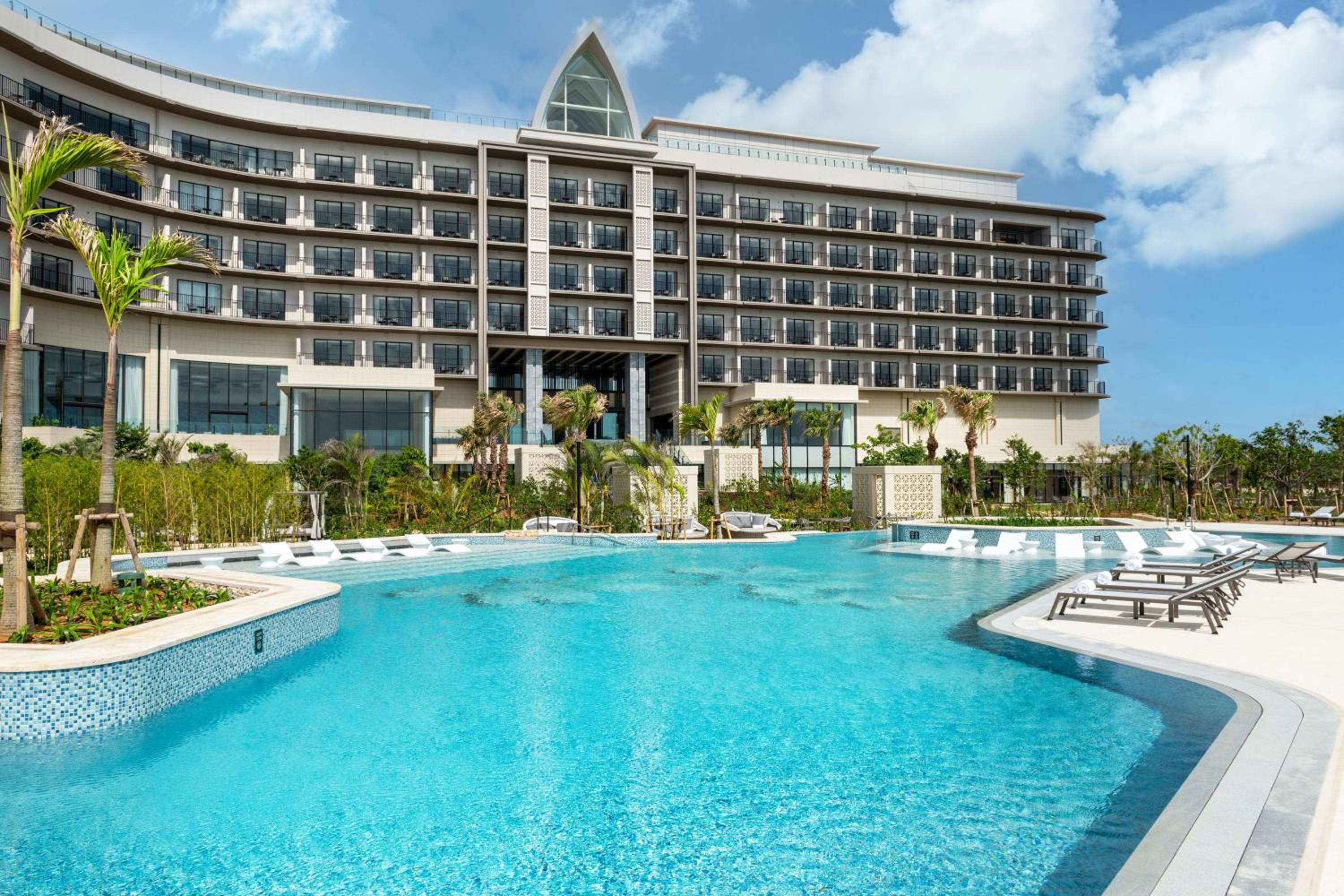 Hilton Okinawa Miyako Island Resort view 3