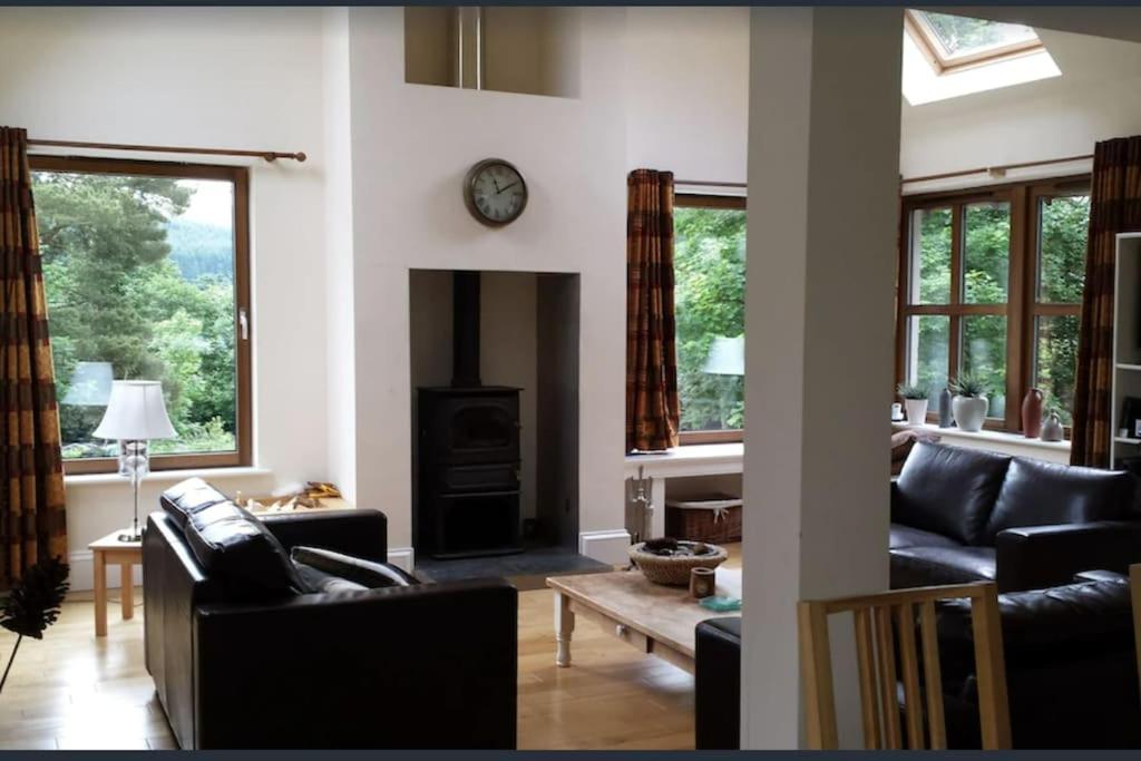 Holly Tree Lodge with Sauna near Glenshee view 2