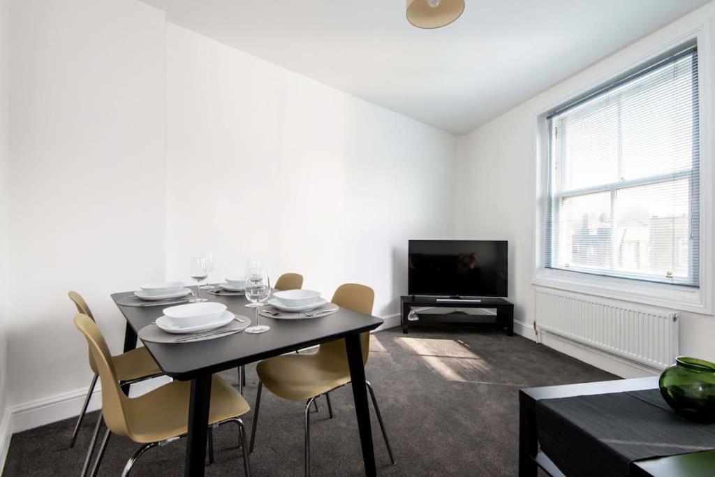 King's Cross 2 bed flat, 2nd Floor in St Pancras
