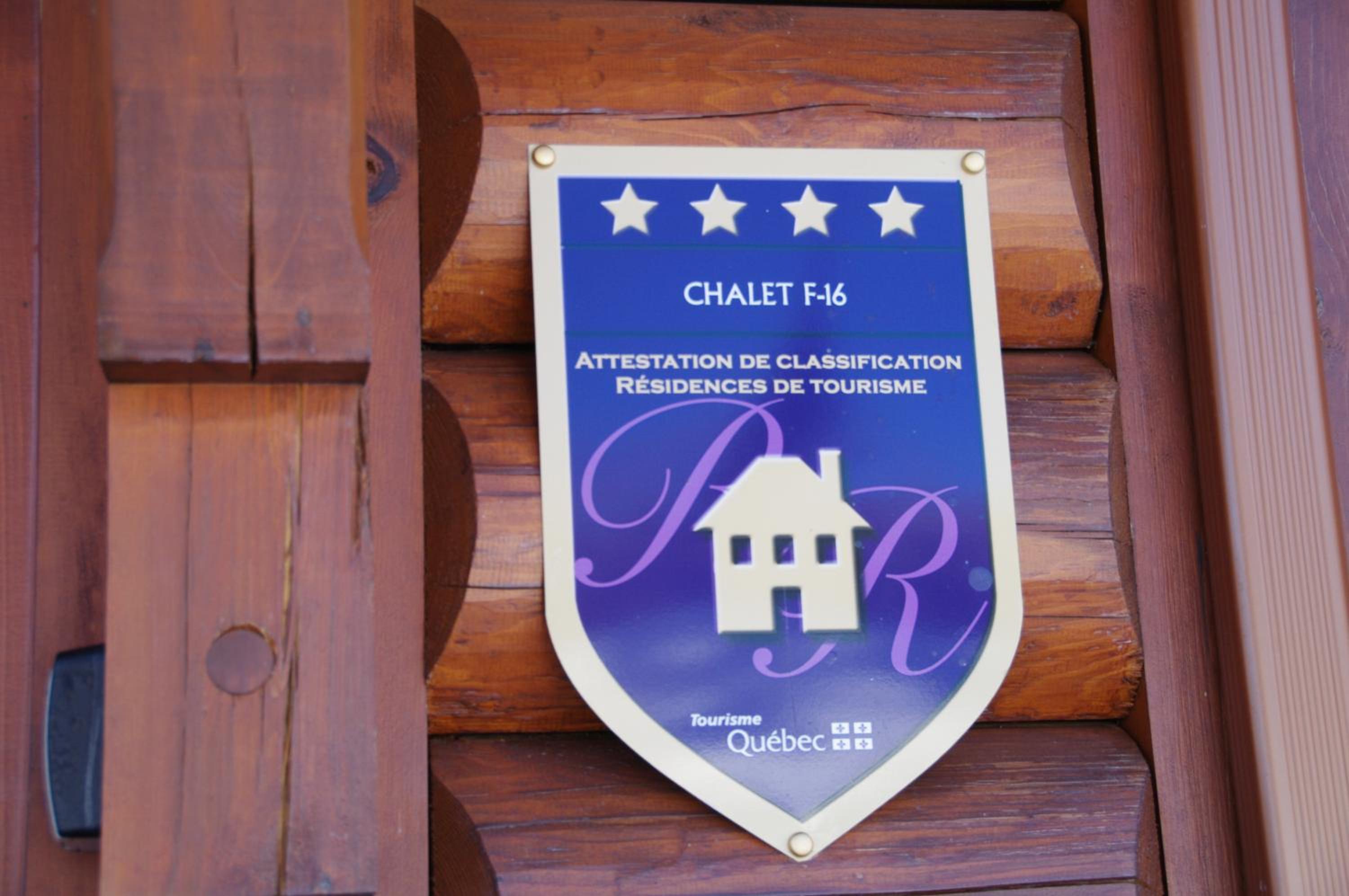 Chalet F116 Mont-Tremblant Nord view 2