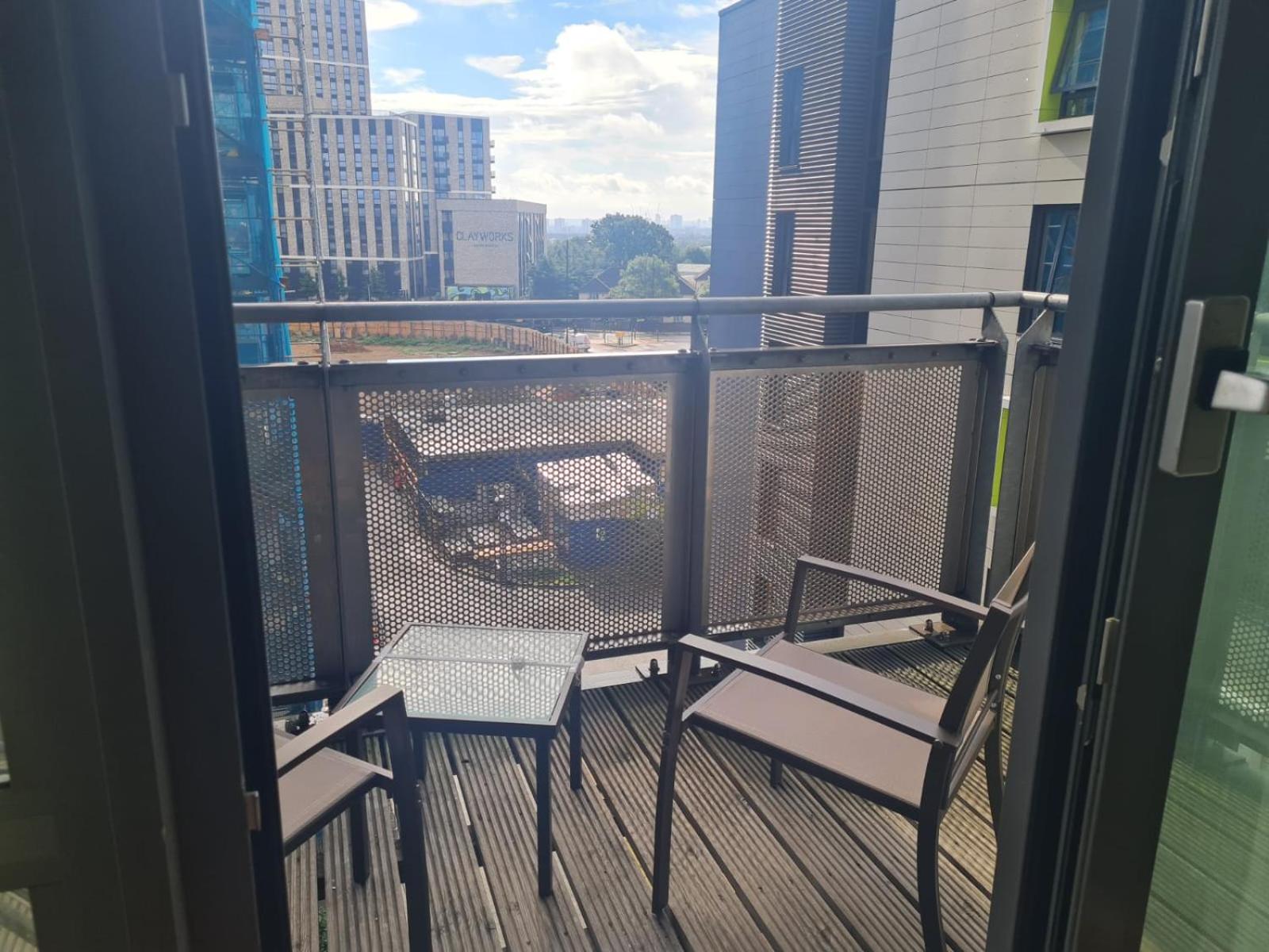 Great apartment in London view 4