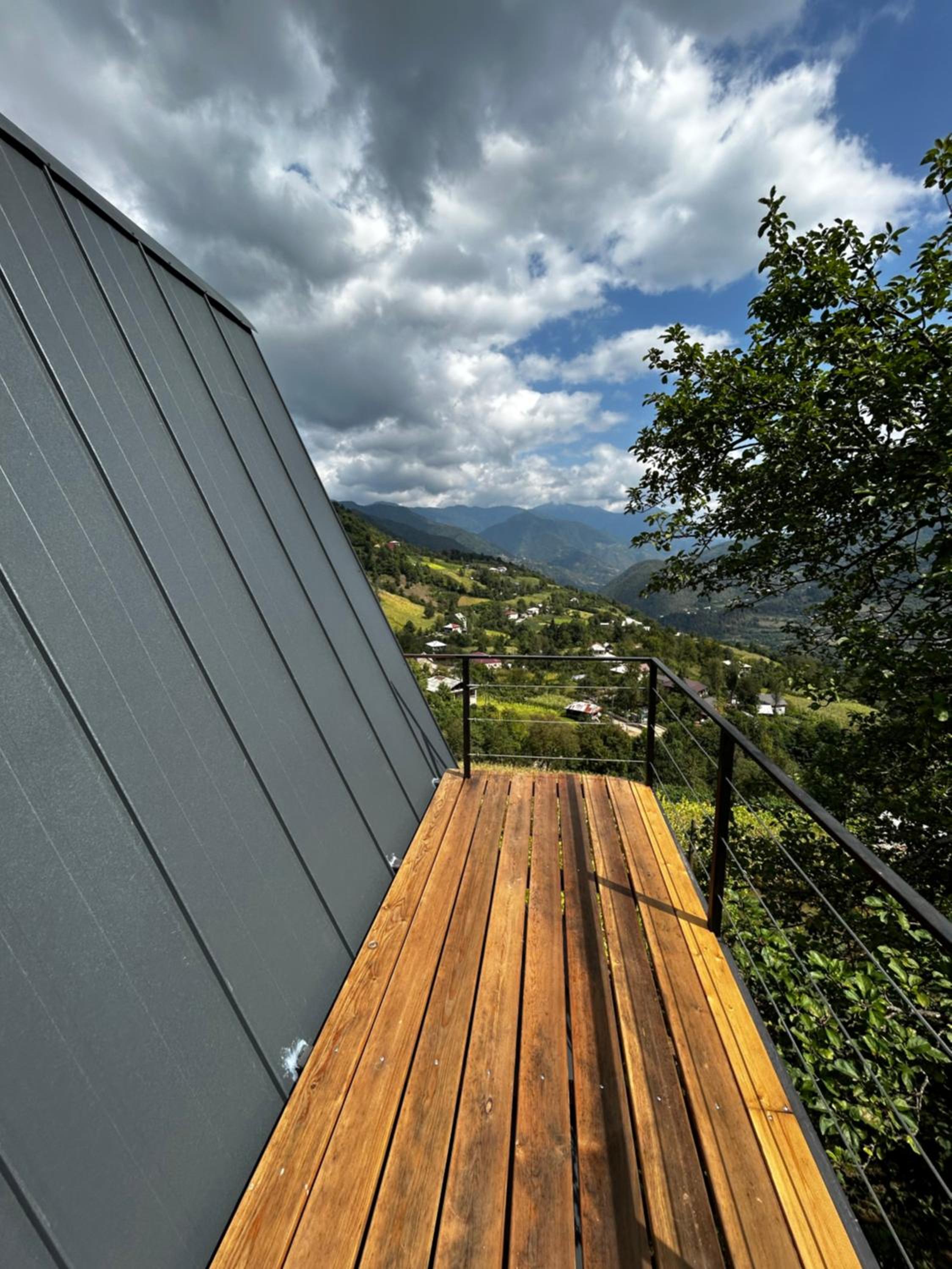 HillSide Cottage-ჰილსაიდ კოტეჯი