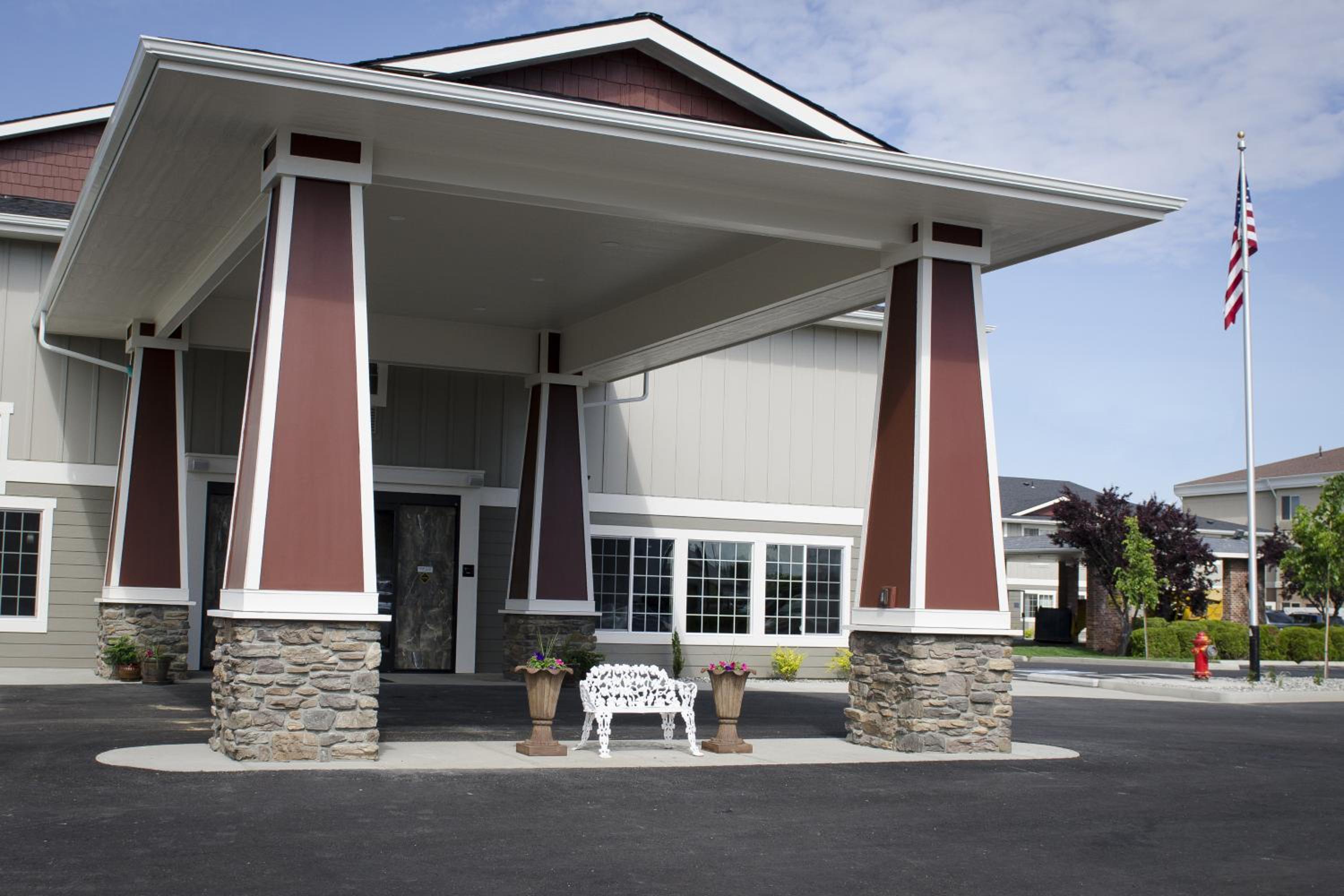 Inn at Moses Lake view 3
