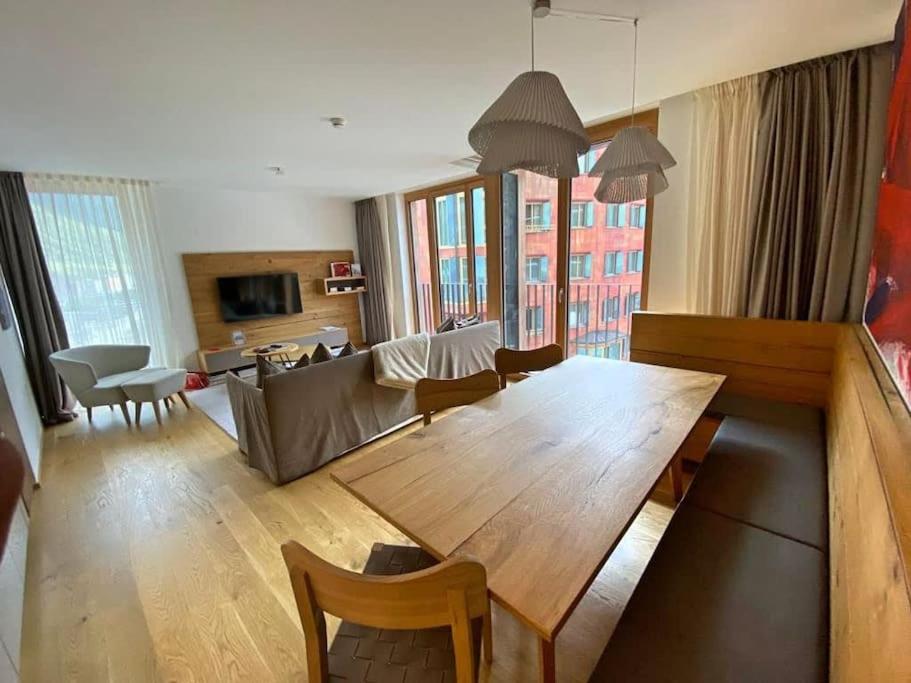 Luxury Mountain Hotel Apartment
