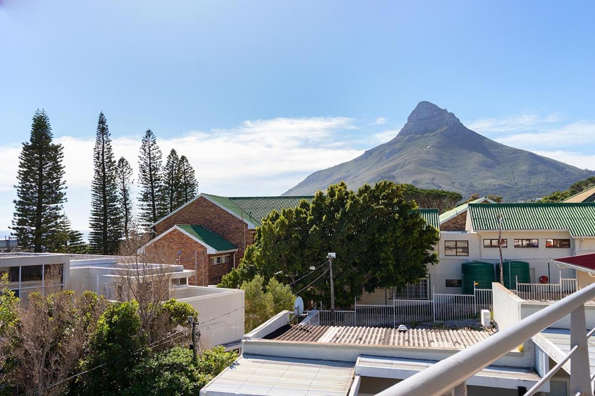 Stunning Sea View Apartment - Camps Bay