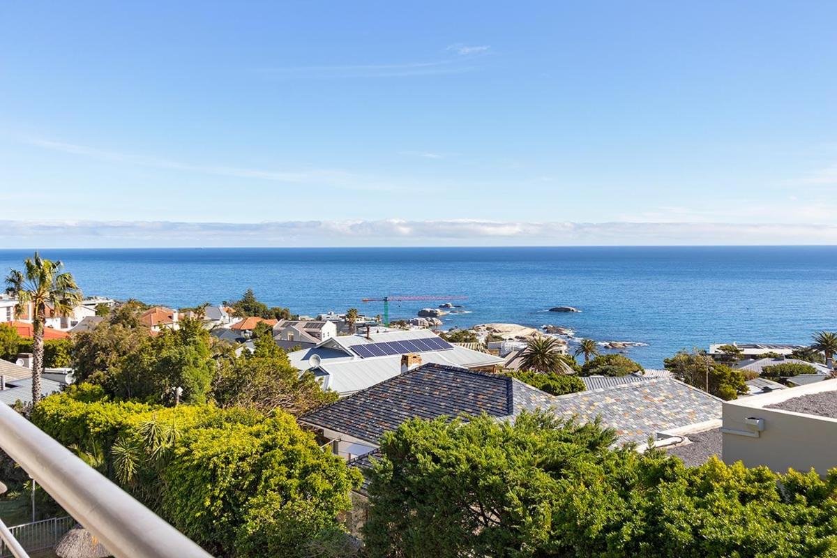 Stunning Sea View Apartment - Camps Bay
