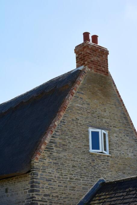 The Sun Inn, Felmersham view 3